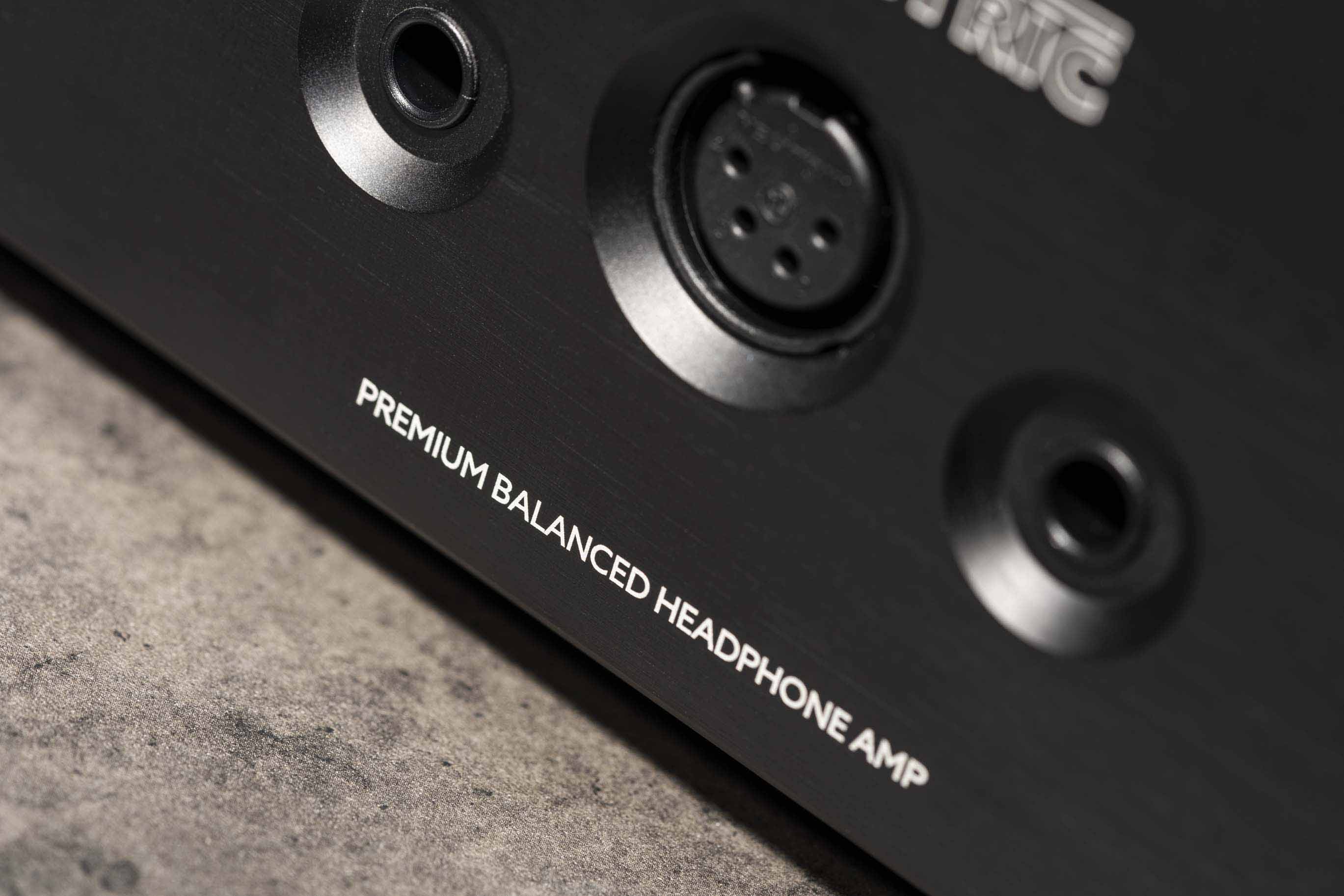 Violectric HPA-V340 Headphone Amplifier and Preamp by Violectric
