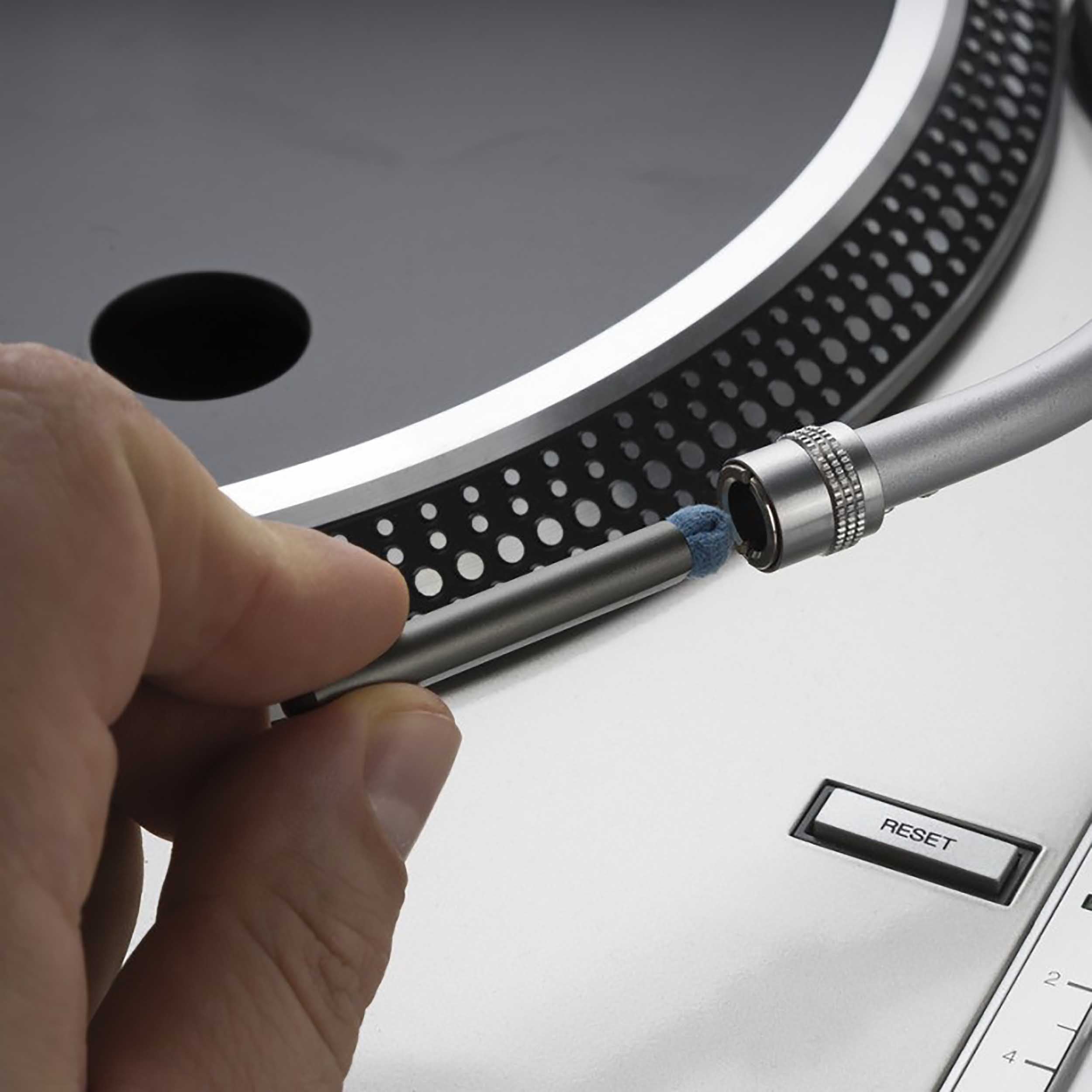 Reloop CLEANER-SET Tone Arm and Cartridge Contact Cleaning Set by Reloop