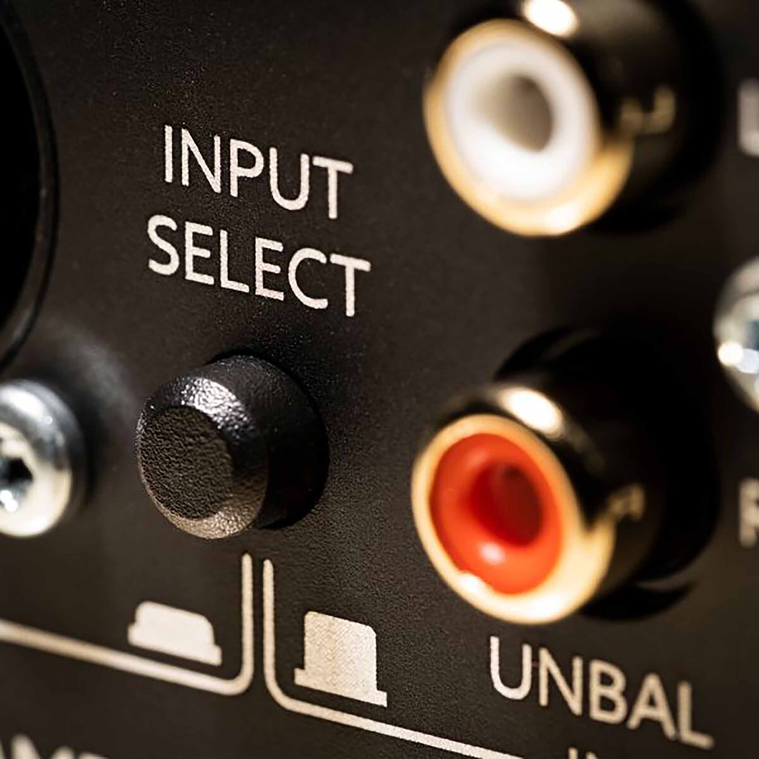 Lake People G111 2-Channel Stereo Headphone Amplifier by Lake People