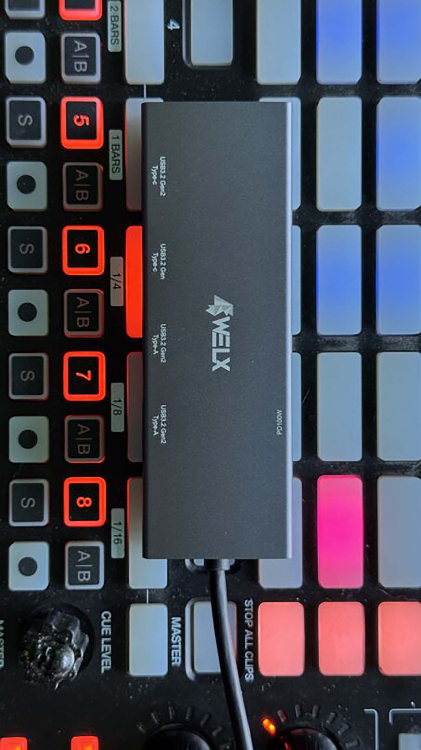 WELX WL2 Music Artist Hub Professional USB-C Hub for Creators by WELX