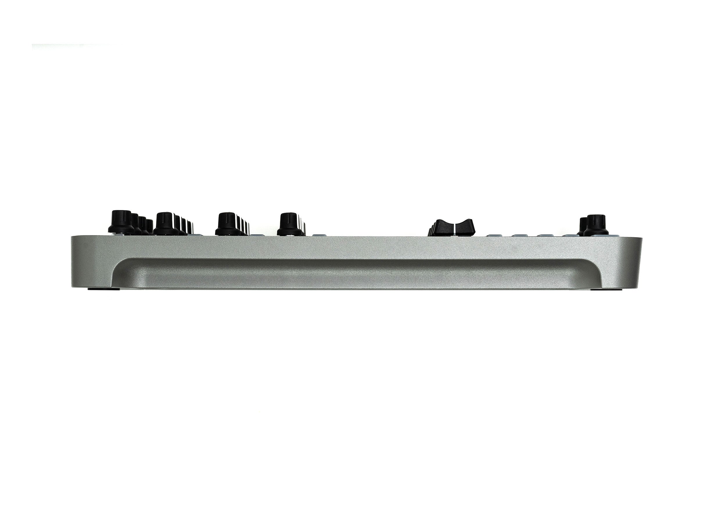 Allen & Heath XONE:K3 Universal DJ MIDI Controller by ALLEN & HEATH