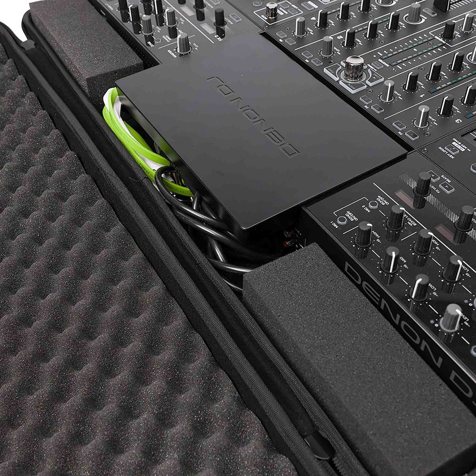 Magma MGA48019 CTRL Case Prime 4 for Denon Prime 4 Controller by Magma