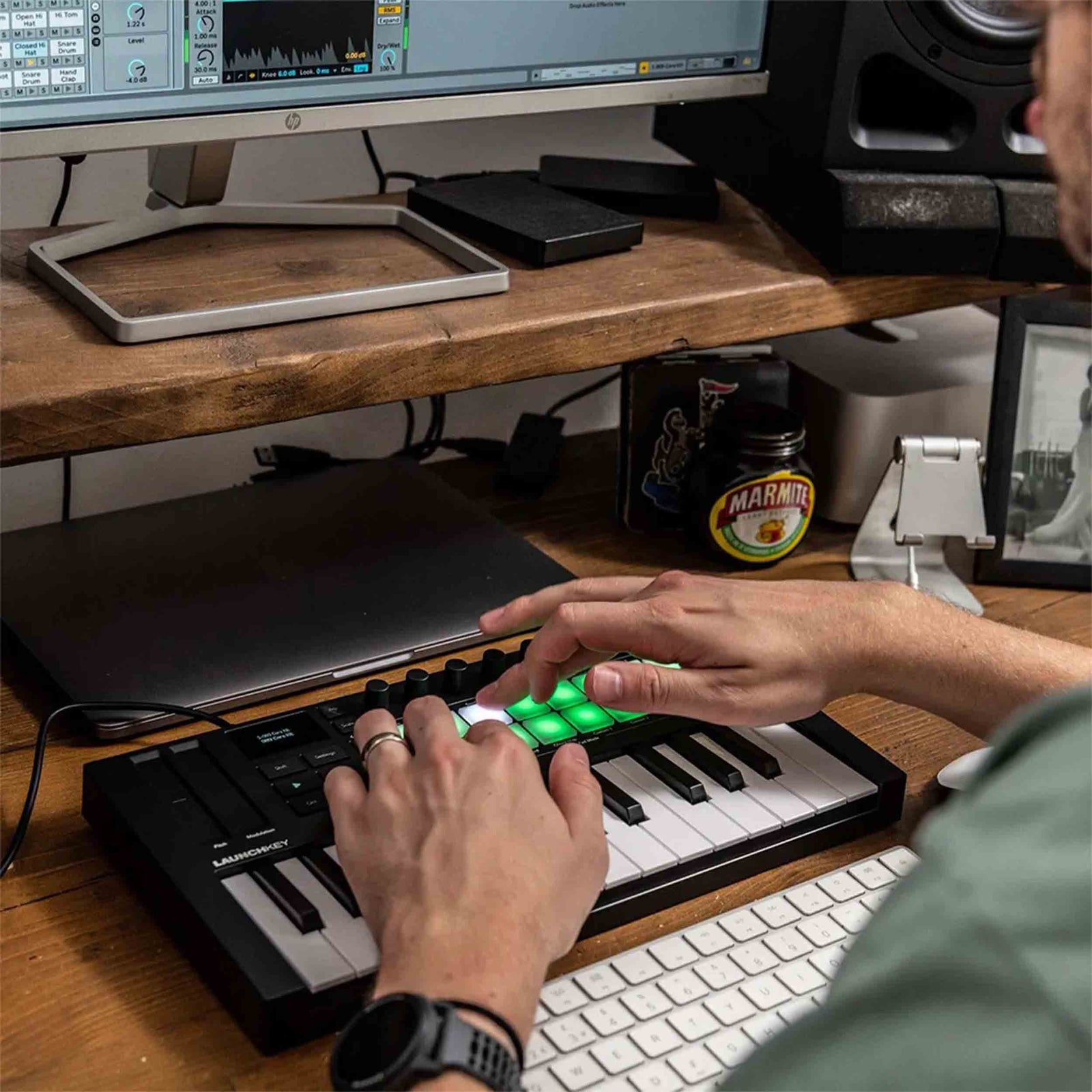 Novation Launchkey Mini 37-Key MIDI Keyboard Controller - Black by Novation