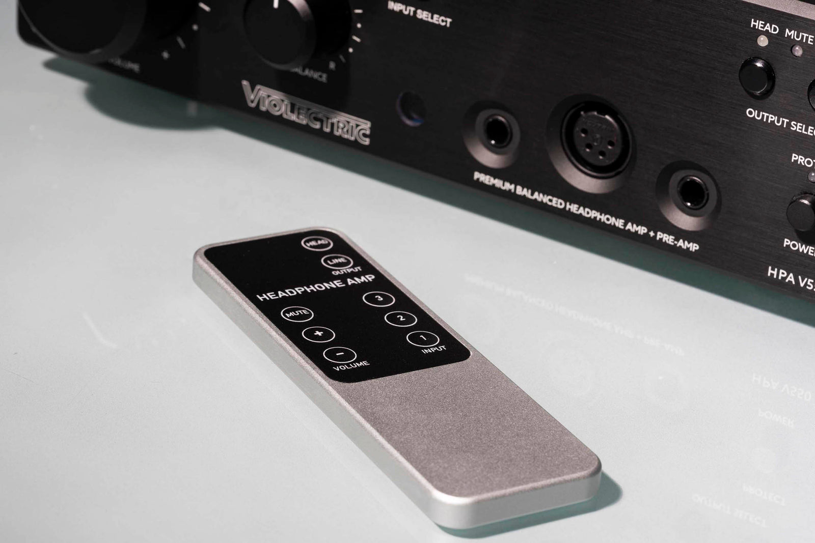 B-Stock: Violectric HPA-V550-PRO Powerful Balanced Headphone Amplifier with 256-Stage Relay by Violectric