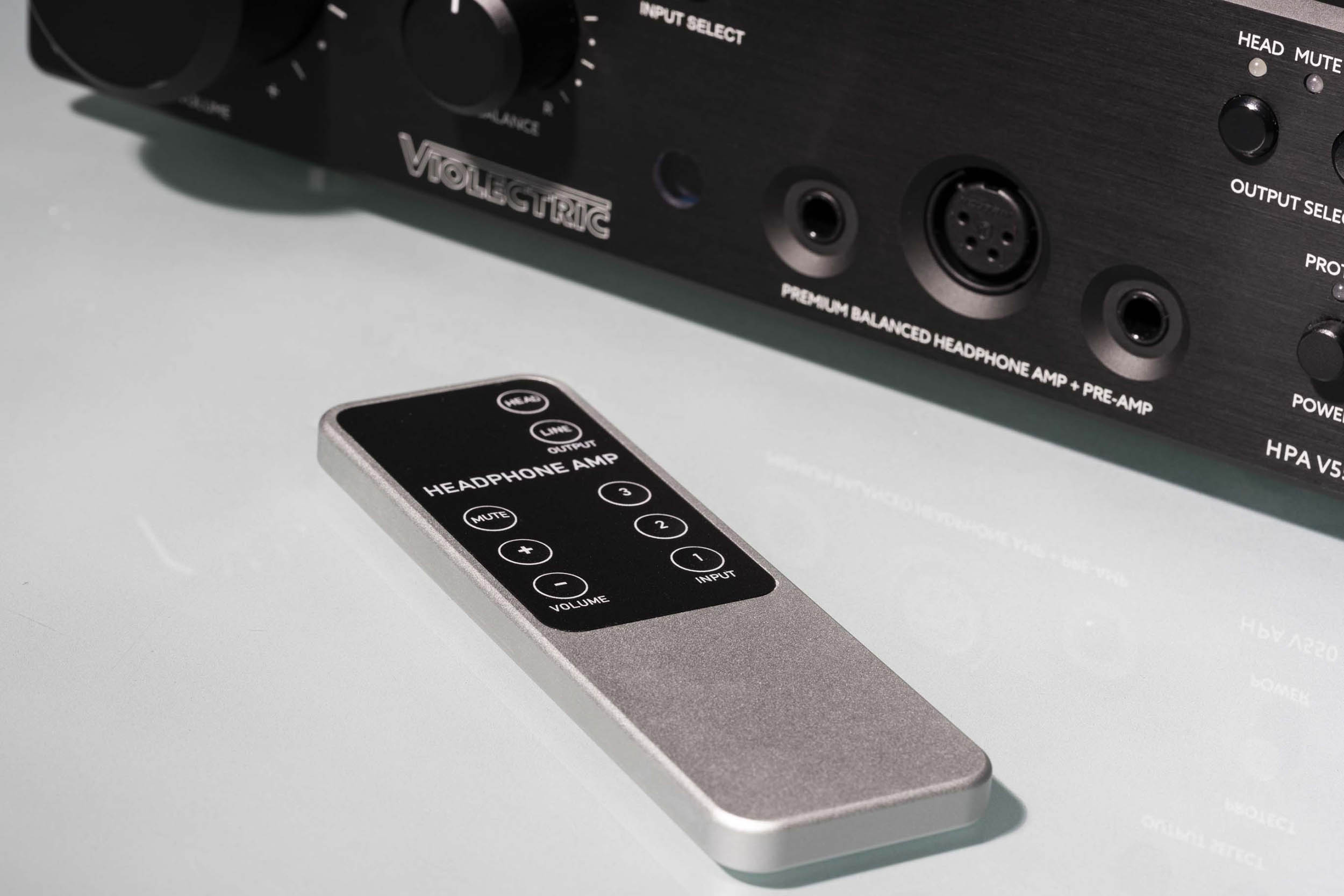 B-Stock: Violectric HPA-V550-PRO Powerful Balanced Headphone Amplifier with 256-Stage Relay by Violectric