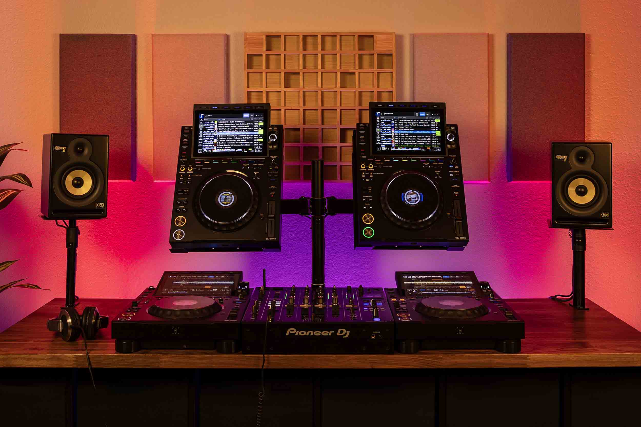 Headliner HL22001 Avalon Dual CDJ Stand 2 - Black by Headliner