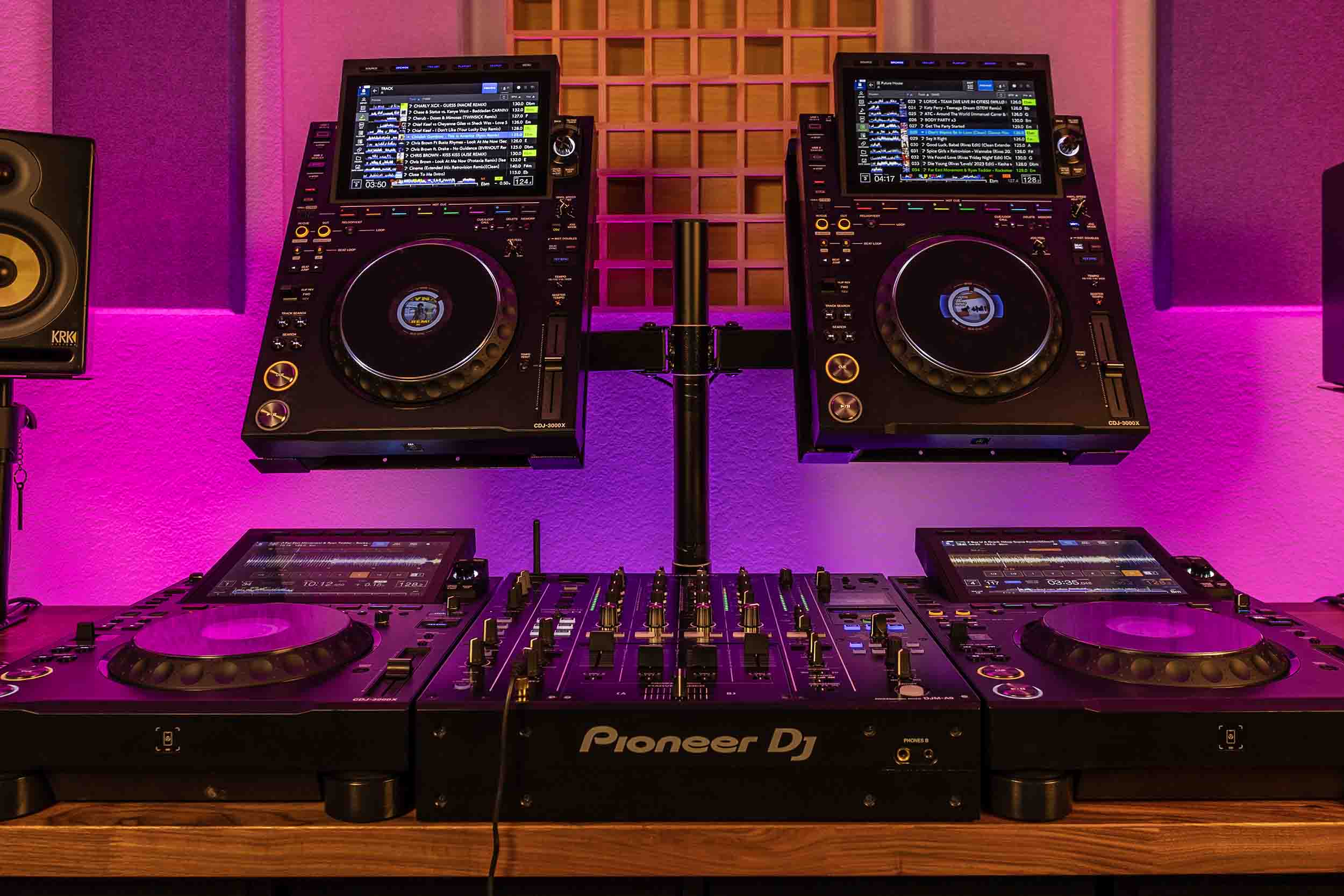 Headliner HL22001 Avalon Dual CDJ Stand 2 - Black by Headliner
