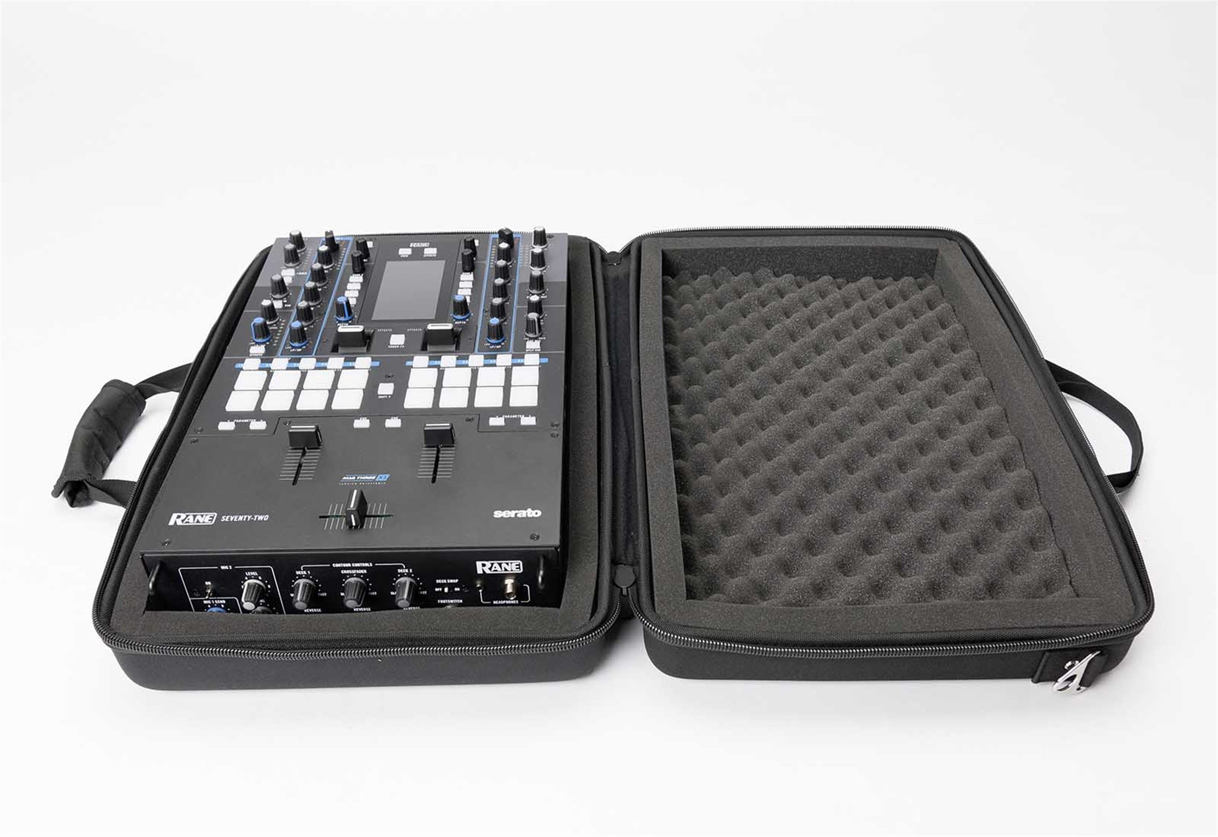 B-Stock: Magma MGA48007 DJ Controller Case For Rane 72/72MK2 and Pioneer DJM-S11 Mixer by MAGMA