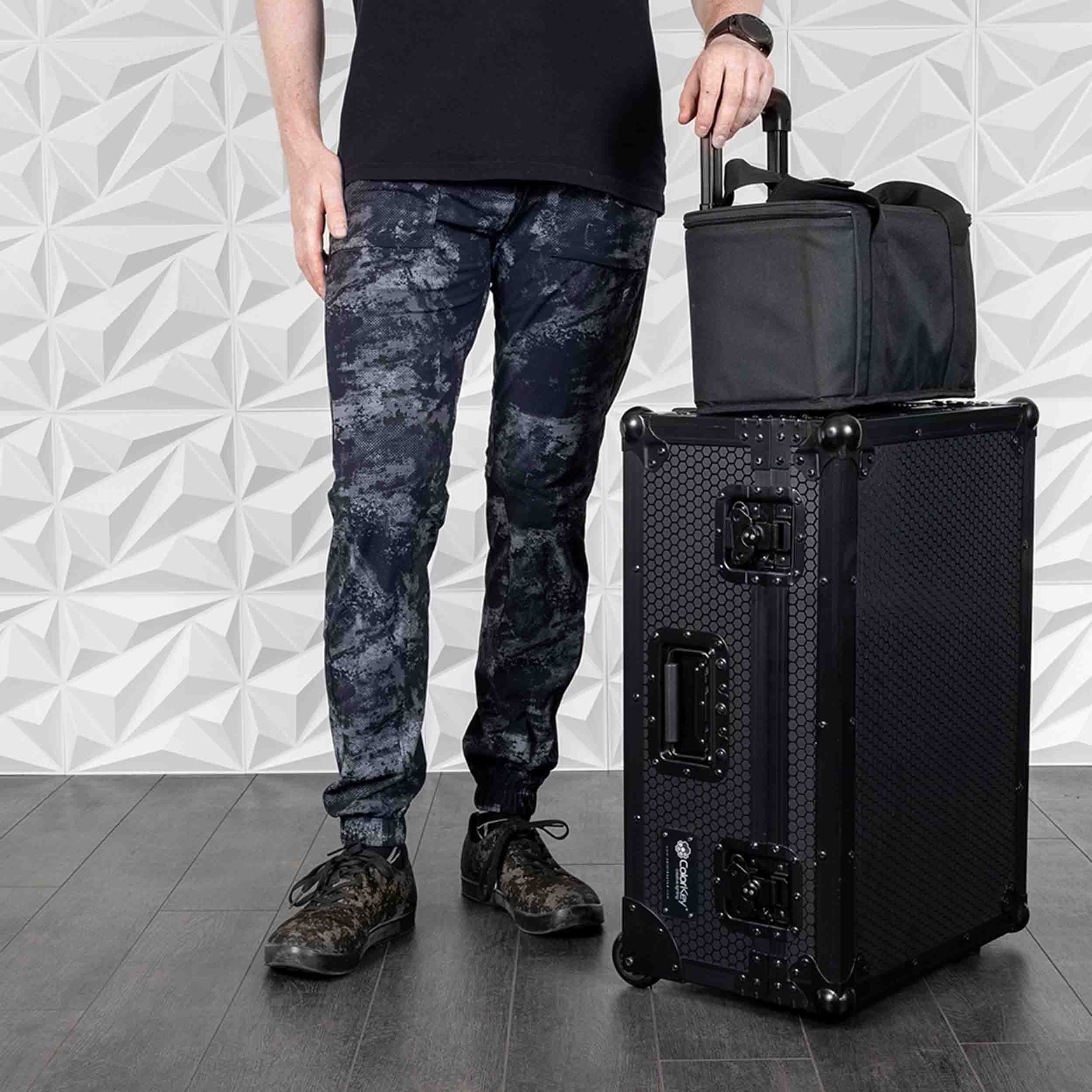 B-Stock: Colorkey CKU-6038 MobilePar HEX 5 with Charging Road Case Trolley - 8 Pack by ColorKey