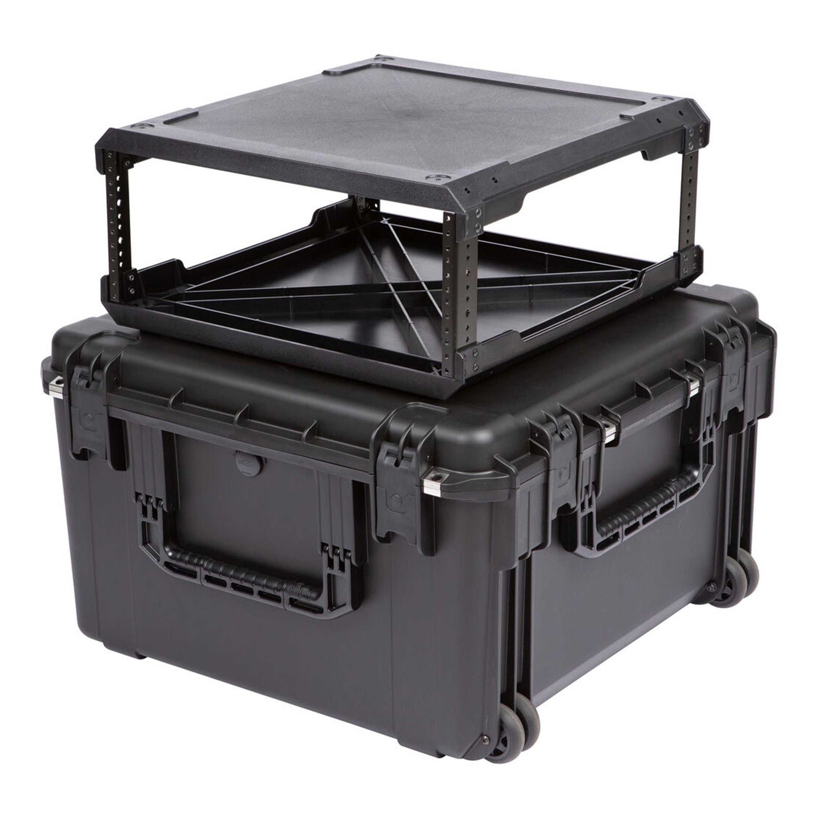 SKB Cases 3i-2424M144U iSeries Protective Case with 20" Removeable 4U Injection Molded Fly Rack by SKB Cases