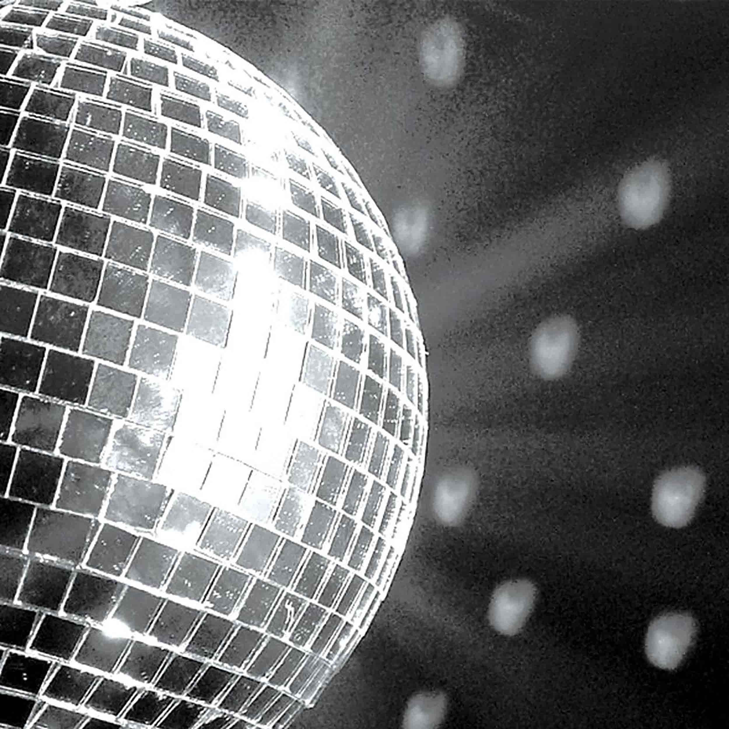 B-Stock: Eliminator Lighting M600EL, All-In-One Mirror Ball Kit with 16-Inch Mirror Ball by Eliminator Lighting