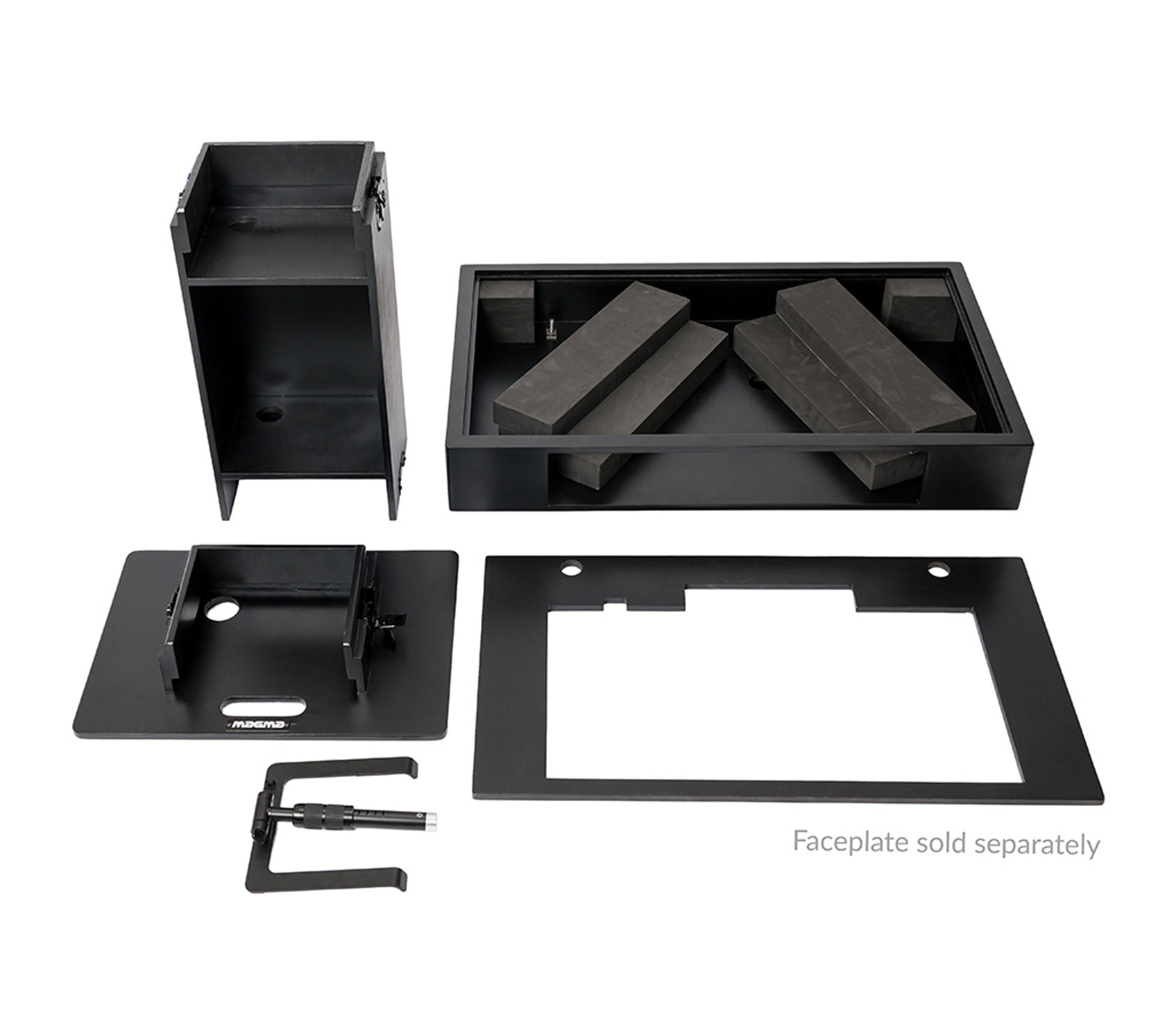 Magma MGA50000 Groove Terminal in Black with Two Road Cases by MAGMA