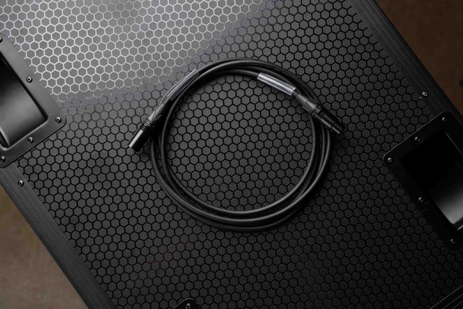 Tour Konnect T-3PDMX10, 10 ft DMX Lighting Control Cable with 3-Pin XLR by Tour Konnect