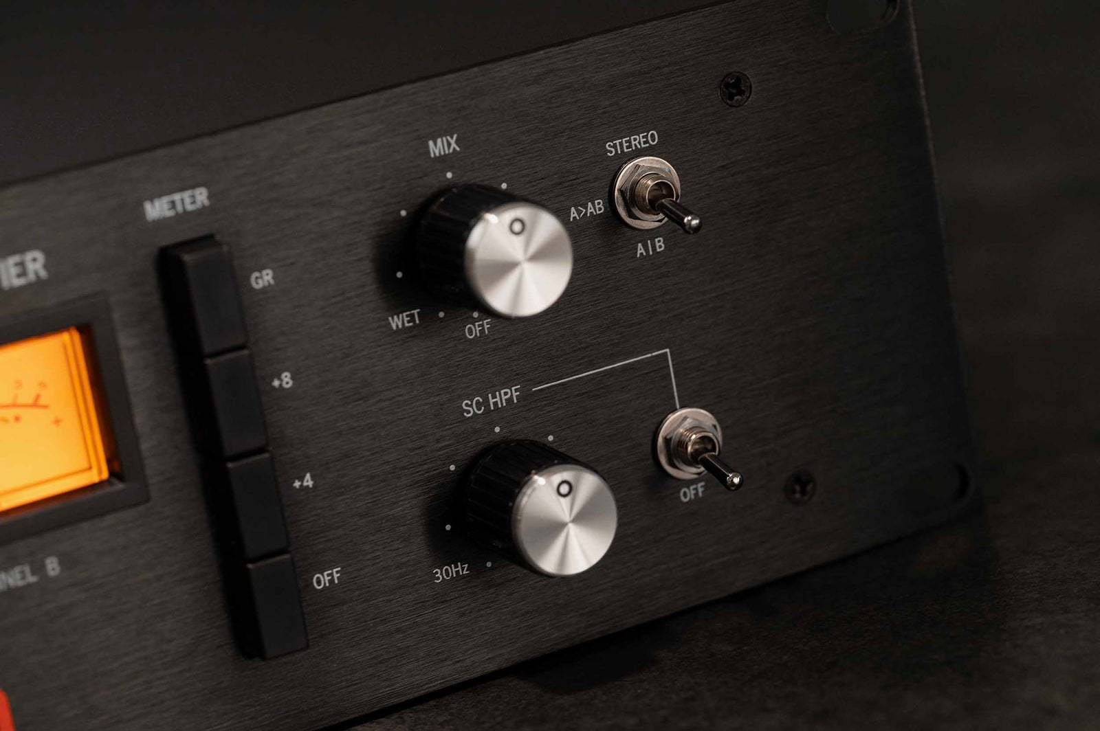 Warm Audio WA76-D2 Dual Channel Clean Gain Discrete FET Compressor by Warm Audio