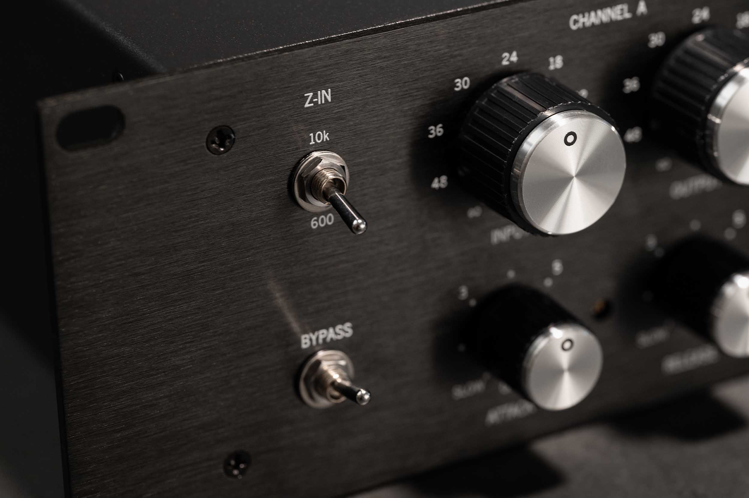 Warm Audio WA76-D2 Dual Channel Clean Gain Discrete FET Compressor by Warm Audio