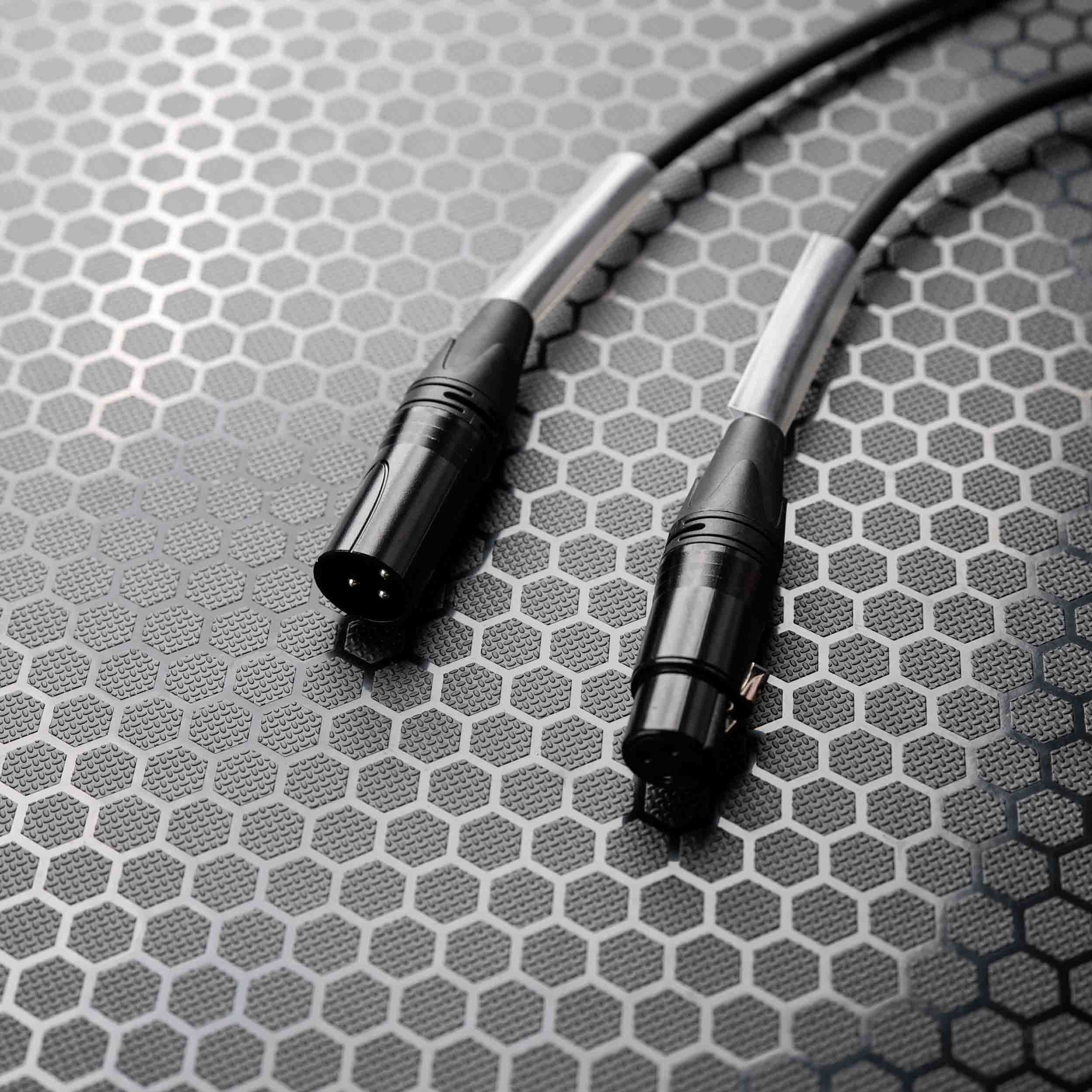 Tour Konnect T-3PDMX25 25 Ft DMX Cable - 3 Pin by Tour Konnect