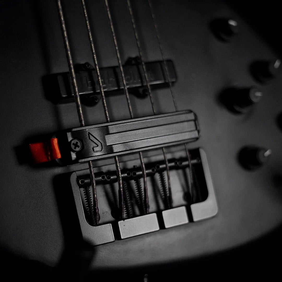 Gruv Gear Fump Bridge String Muter , 4-5 String, Black by Gruv Gear
