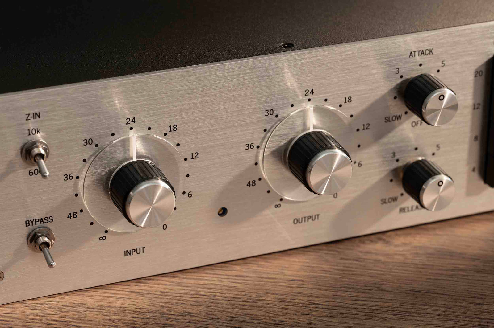 Warm Audio WA76-A Single-Channel Vintage-Voiced Discrete FET Compressor by Warm Audio