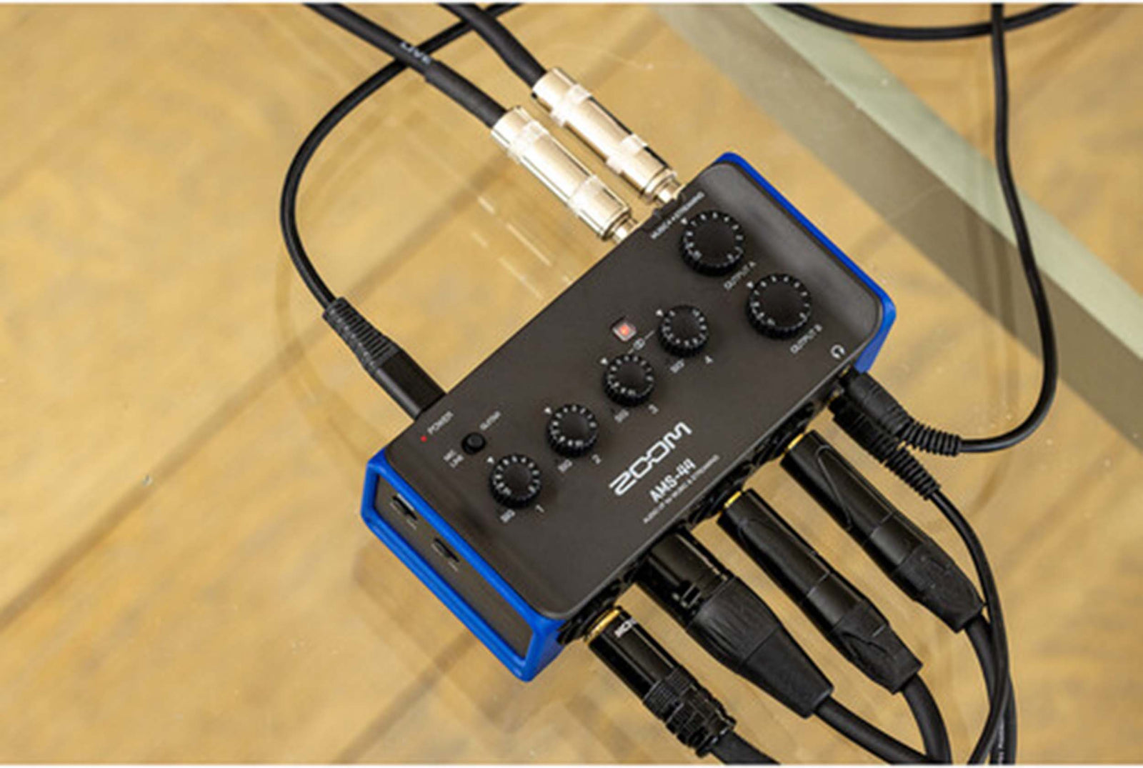 B-Stock: Zoom AMS-44 USB-C Audio Interface with 4 Preamps