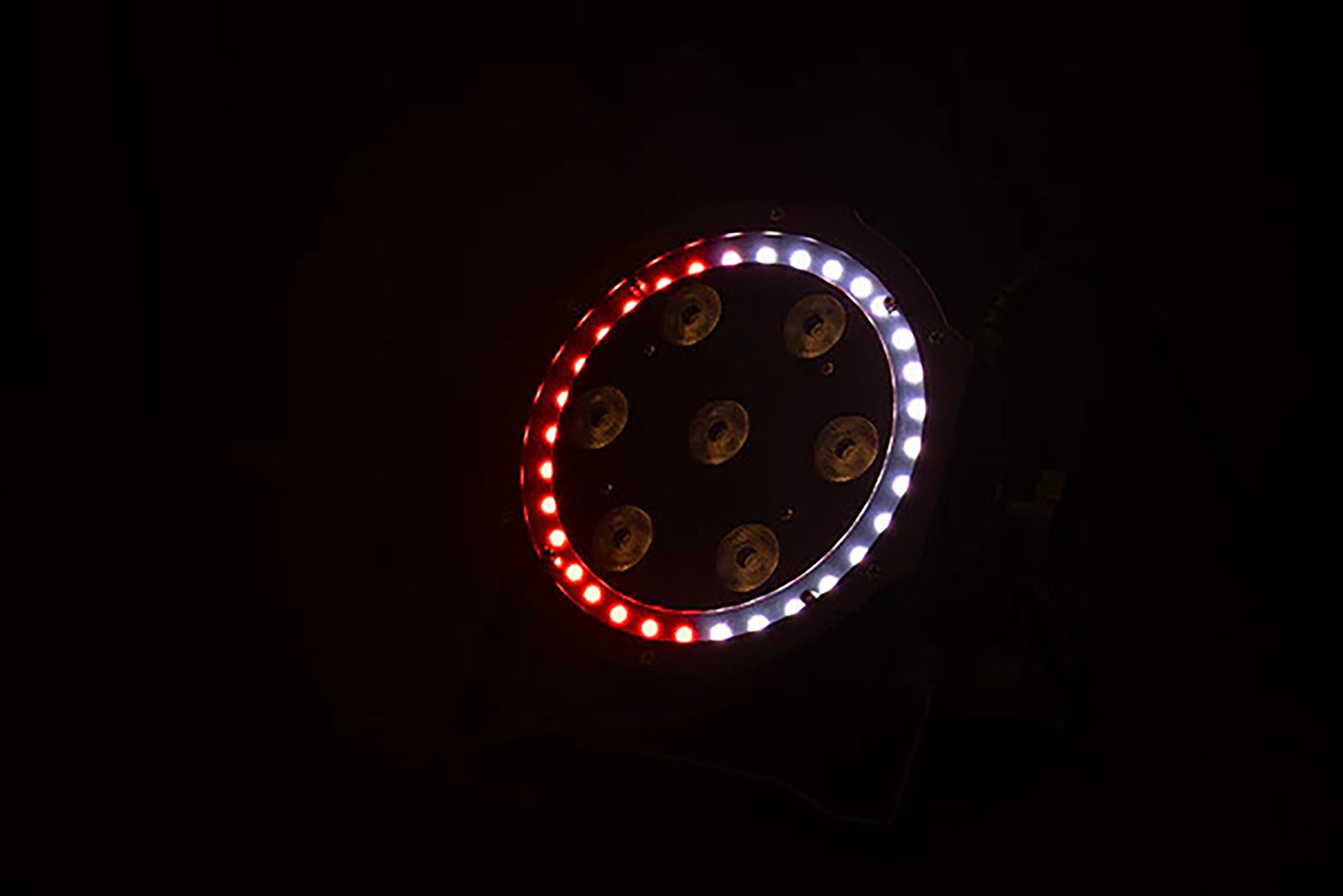 Eliminator Lighting LP8R 60W RGBW Flat Par with 7 x 8-Watt 4-in-1 LEDs