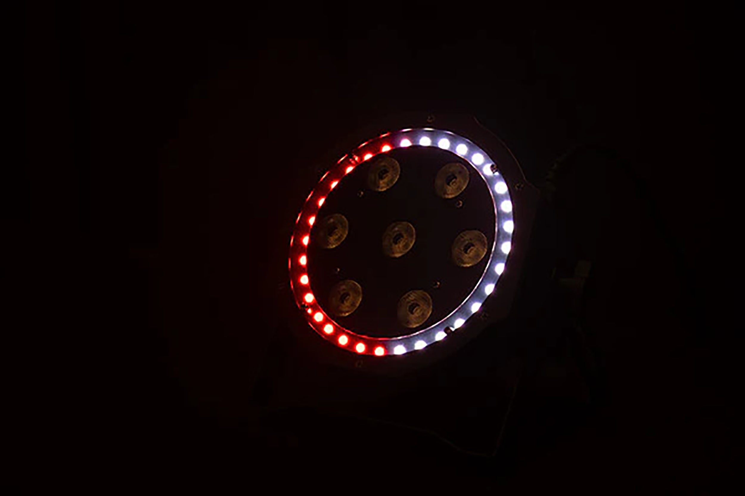 Eliminator Lighting LP8R 60W RGBW Flat Par with 7 x 8-Watt 4-in-1 LEDs