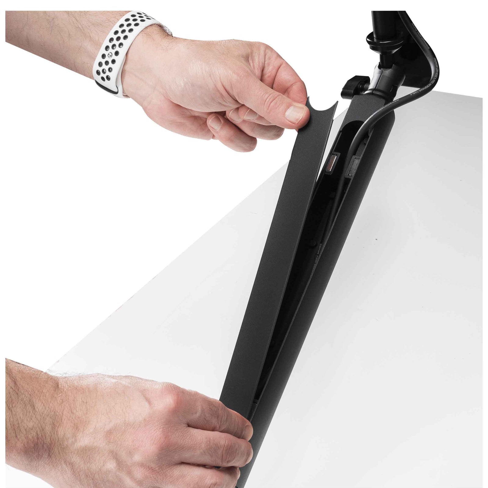 Shure by Gator SH-BROADCAST2 Low-Profile Articulating Desktop Microphone Boom Arm – Black