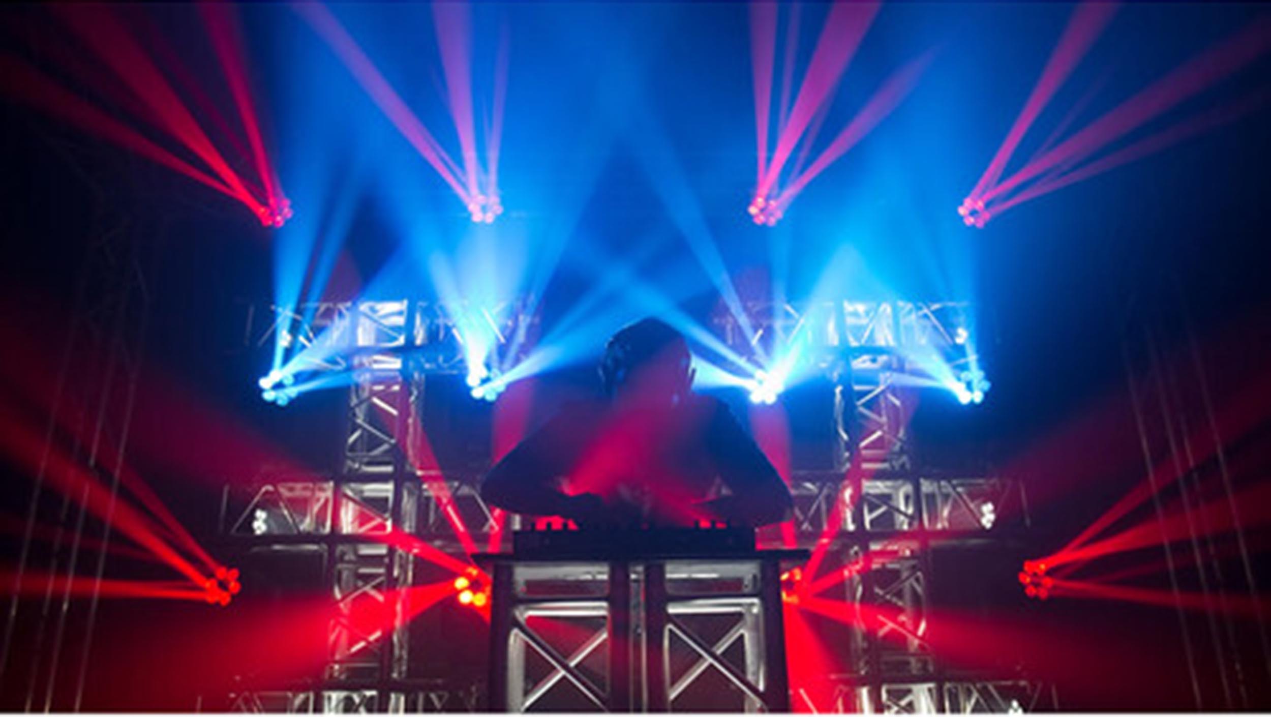 Chauvet DJ Intimidator Trio XD RGBW Lyre d'éclairage LED mobile Beam - Wash et effet