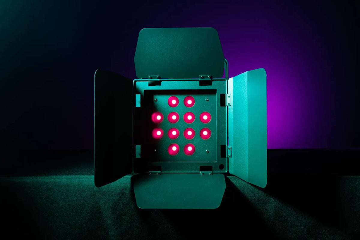 Blizzard Lighting UVONIX Blackstar 120W 365nm UV LED Blacklight Fixture - 30° Beam
