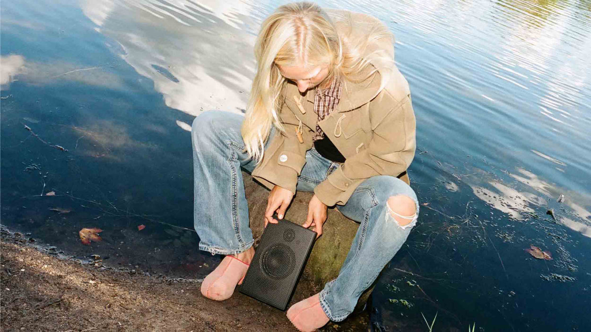 AIAIAI UNIT-4 Single Portable Bluetooth Active Monitor Speaker with 4 Inch Woofer