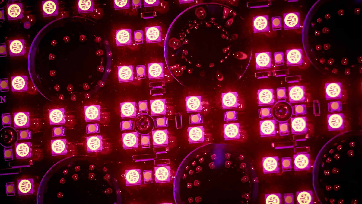 Blizzard Lighting Switch Blade Flip Dual-Faced RGBW Hybrid Moving Head