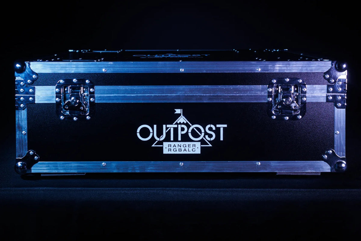 Blizzard Lighting Outpost Ranger Case for 8 Fixtures with Built-In AC Charging