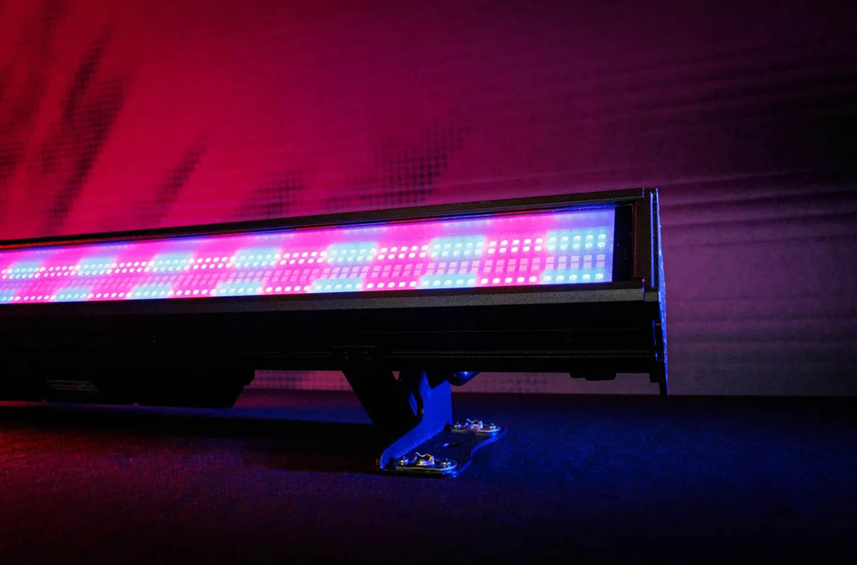 Blizzard Lighting Sticknado Great White IP65 RGB Pixel LED Fixture