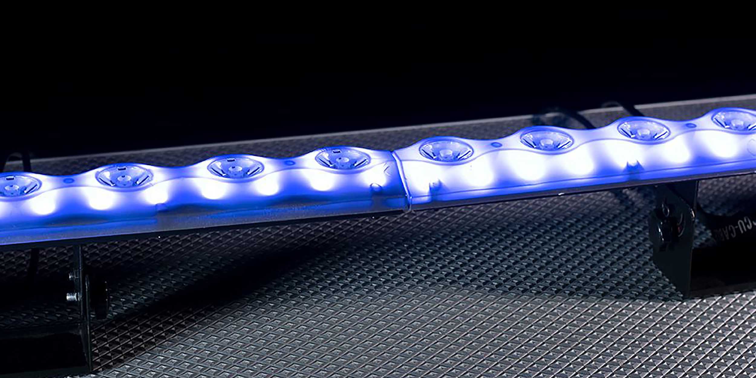 Eliminator Lighting Frost FX Bar W, 1 Meter RGB LED Linear Fixture by Eliminator Lighting