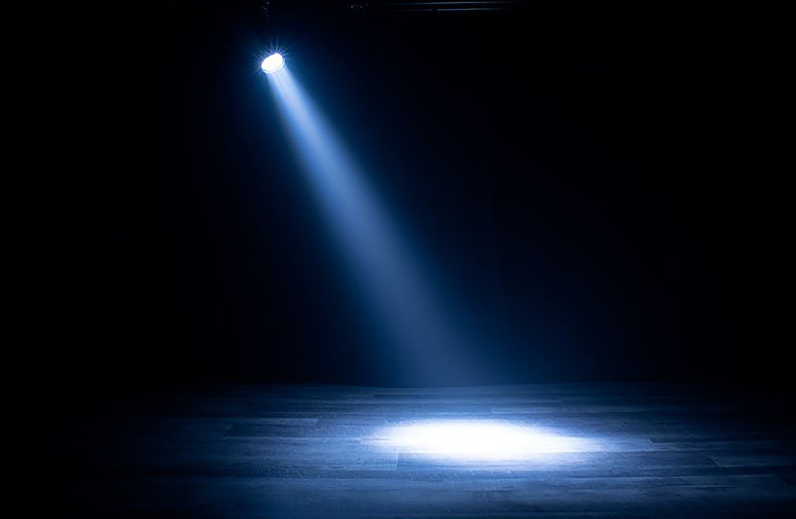 ADJ Encore LP7IP, Heavy Duty Par with Seven (7) 20W Quad LEDs (4-IN-1: RGBL), and 10° Beam Angle by ADJ
