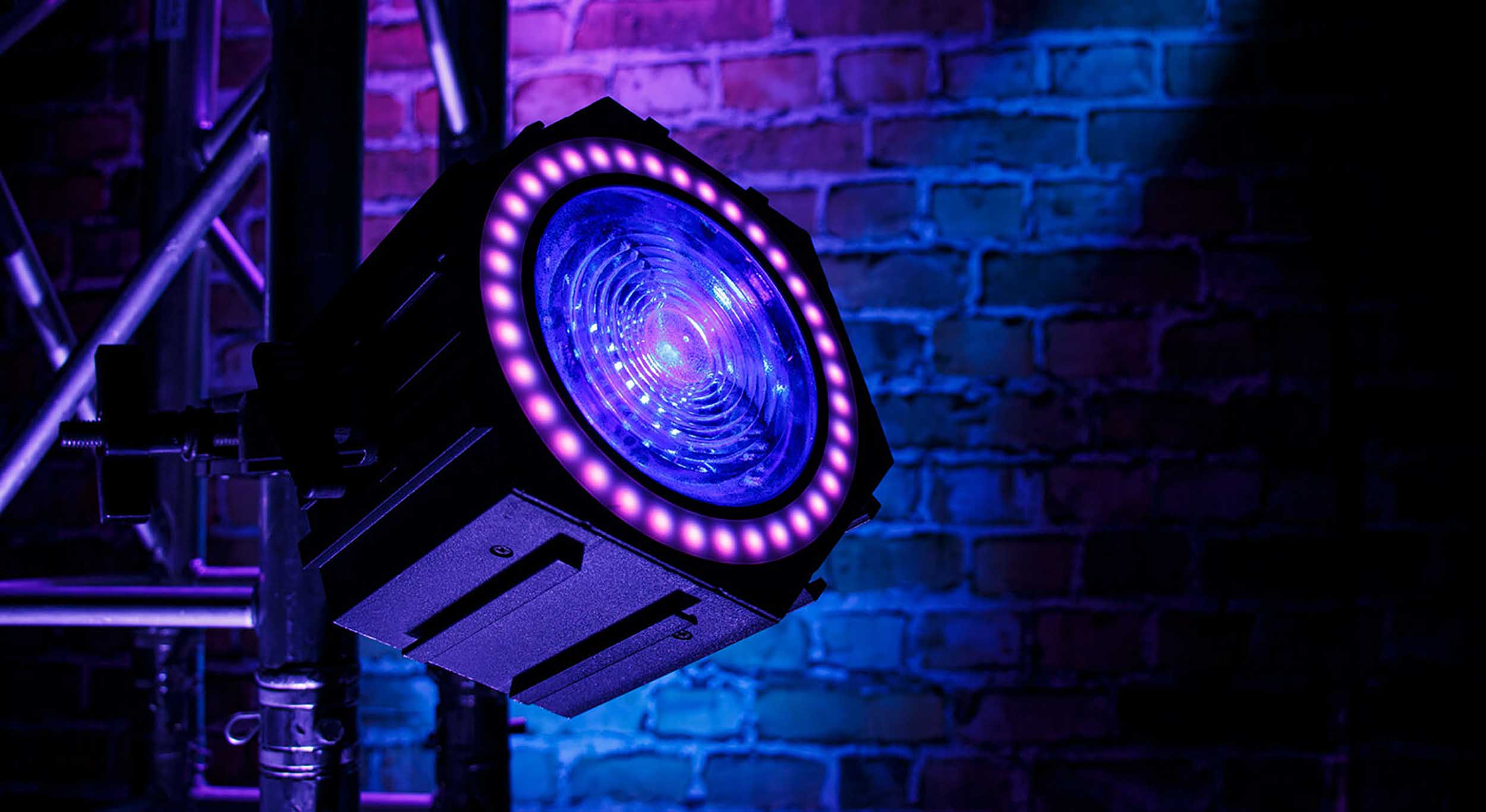 Blizzard Lighting Nexys RGBW with Fresnel Lens and RGB Backlight Effects by BLIZZARD LIGHTING