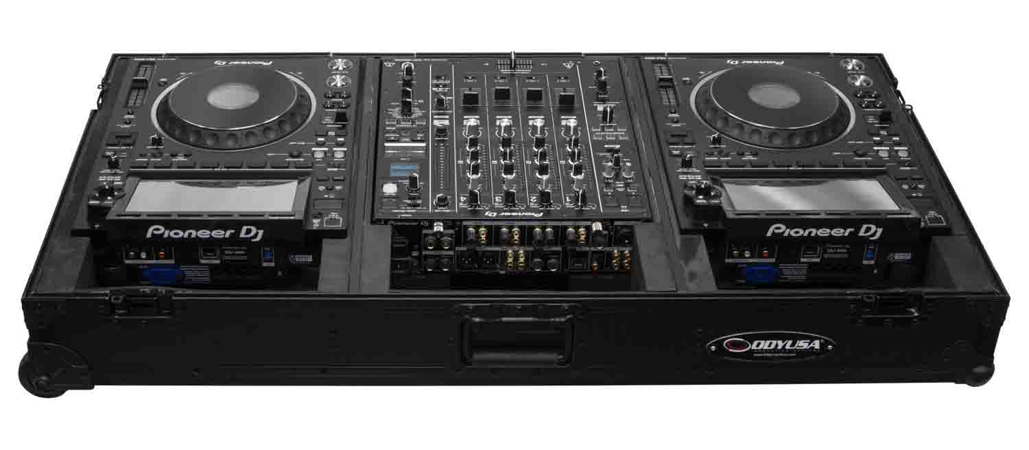 B-Stock: Odyssey 810158 Industrial Board DJ Case for 12" DJ Mixers and Two Pioneer CDJ-3000 Multi Players by Odyssey