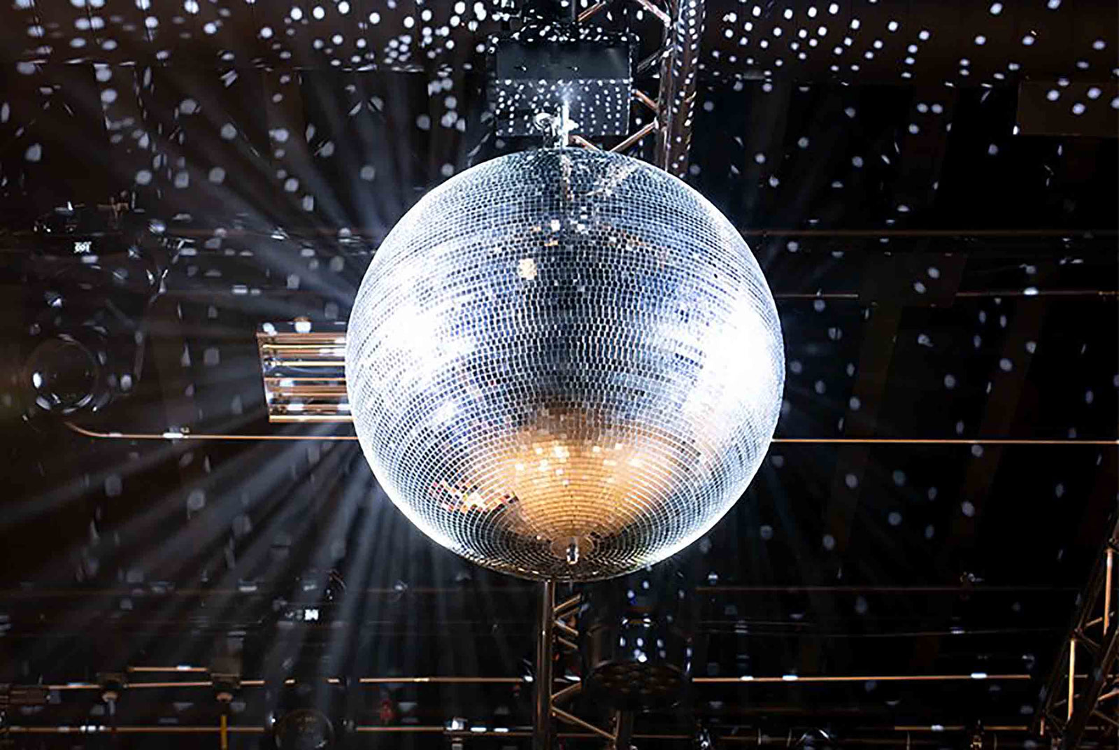 Eliminator Lighting EM30, Mirror Ball - 30 Inch by Eliminator Lighting