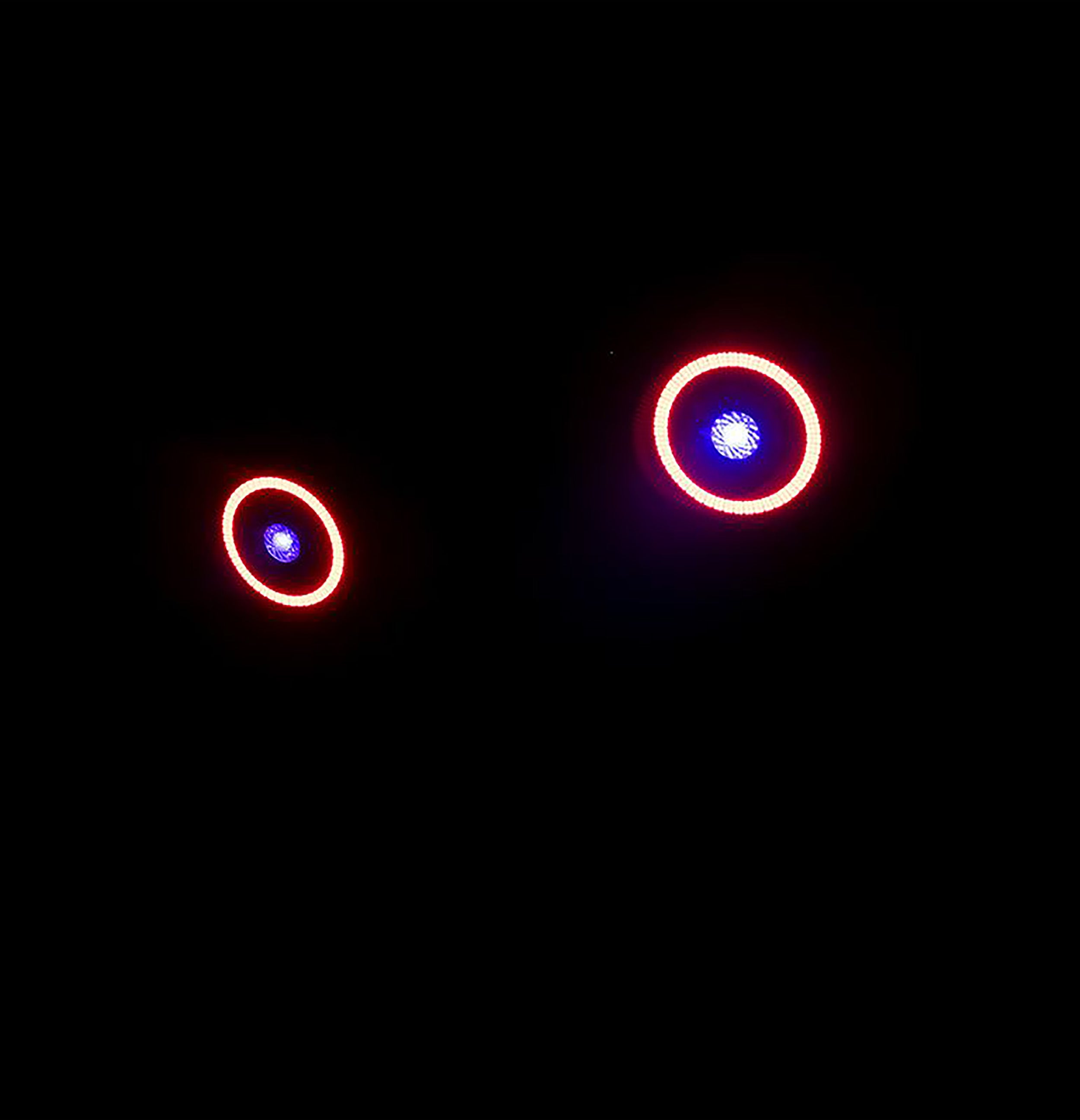 Eliminator Lighting Fantasy FX 40 Watt RGBW Dual-Effect LED Lighting Fixture with 288 RGB Halo by Eliminator Lighting