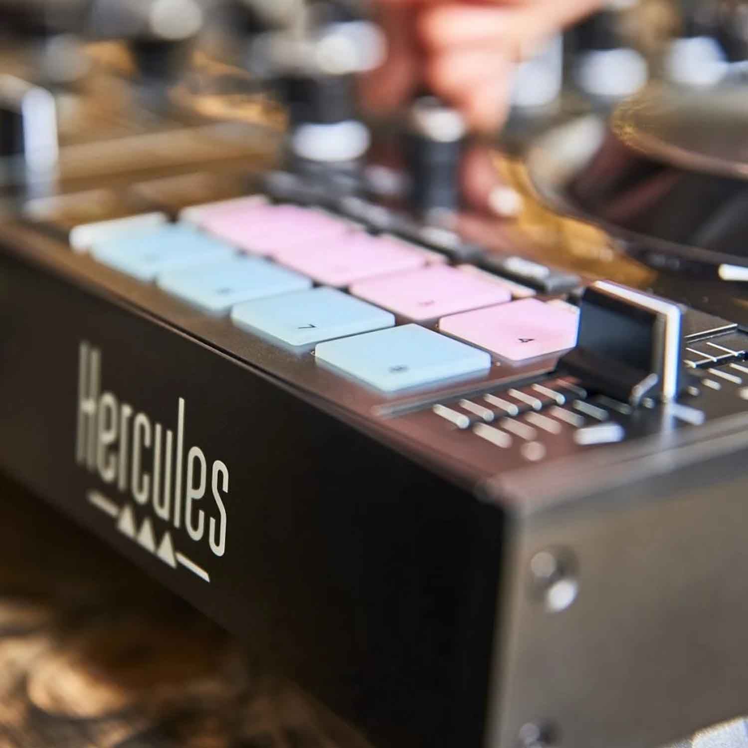 Hercules DJControl Inpulse 500, 2-Channel DJ Controller by Hercules