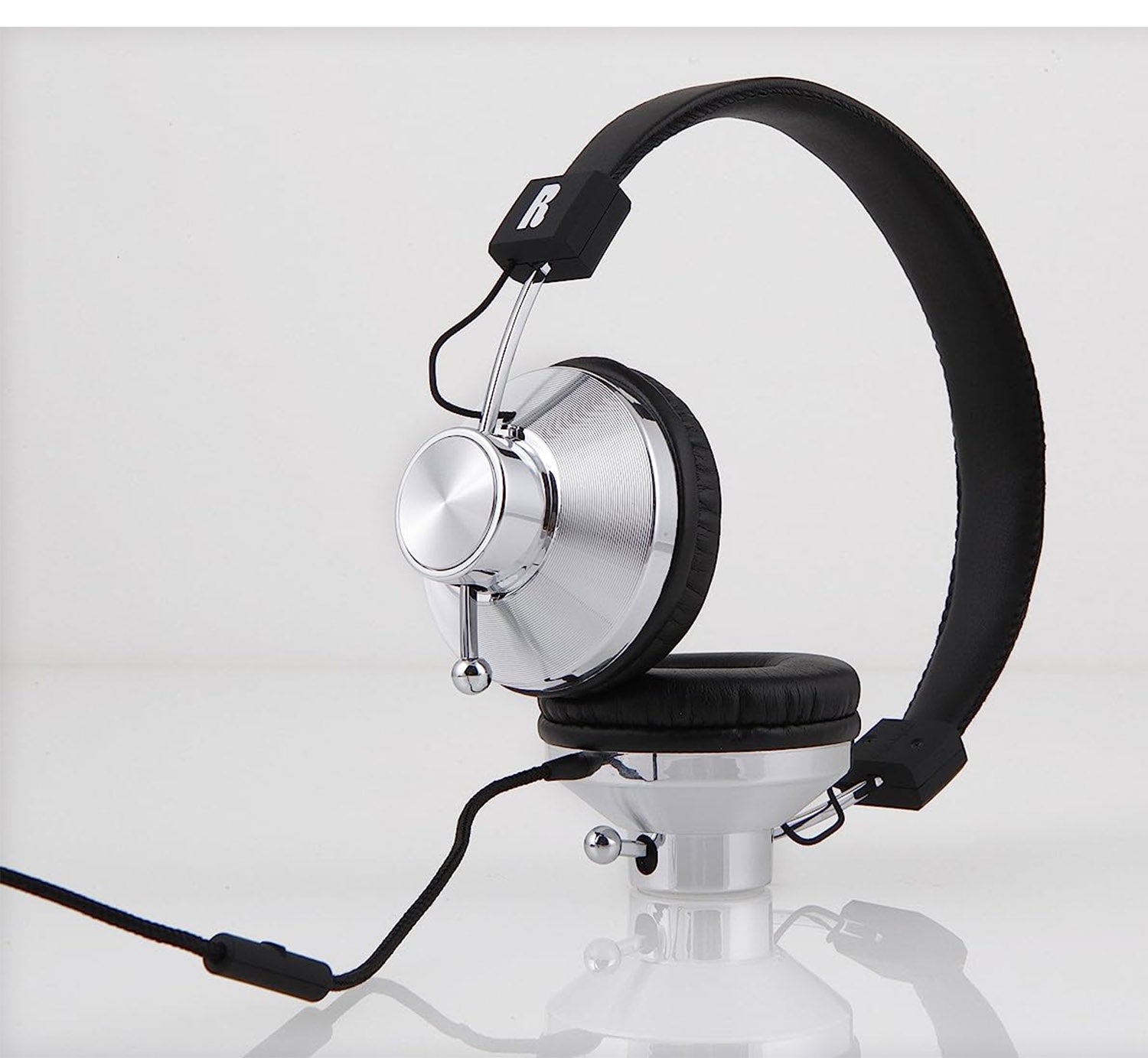 Eskuche 33IS On-Ear Audio Headphone - Silver