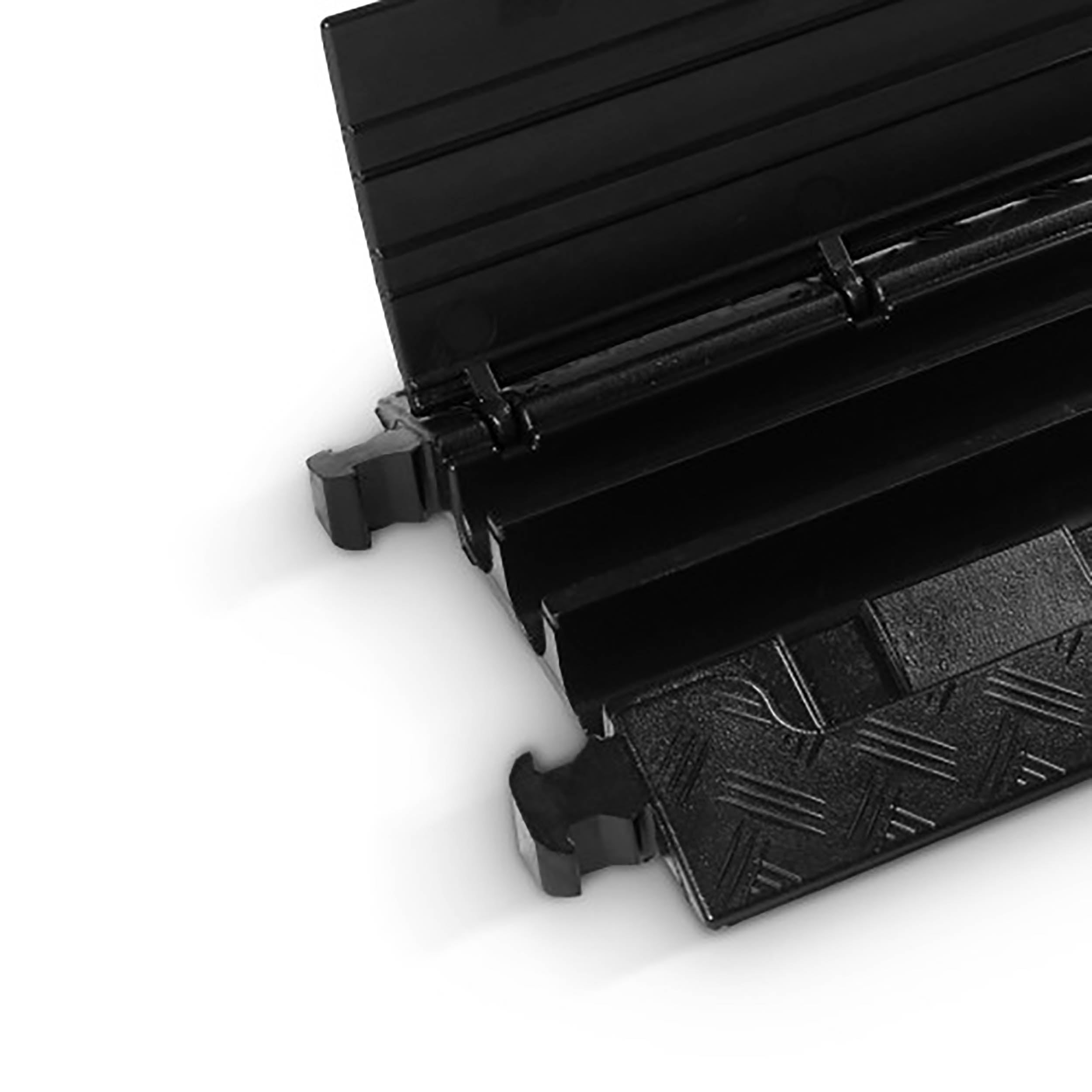 Defender 85200BLK, Medium Duty 3 Channels Cable Protector - Black by Defender
