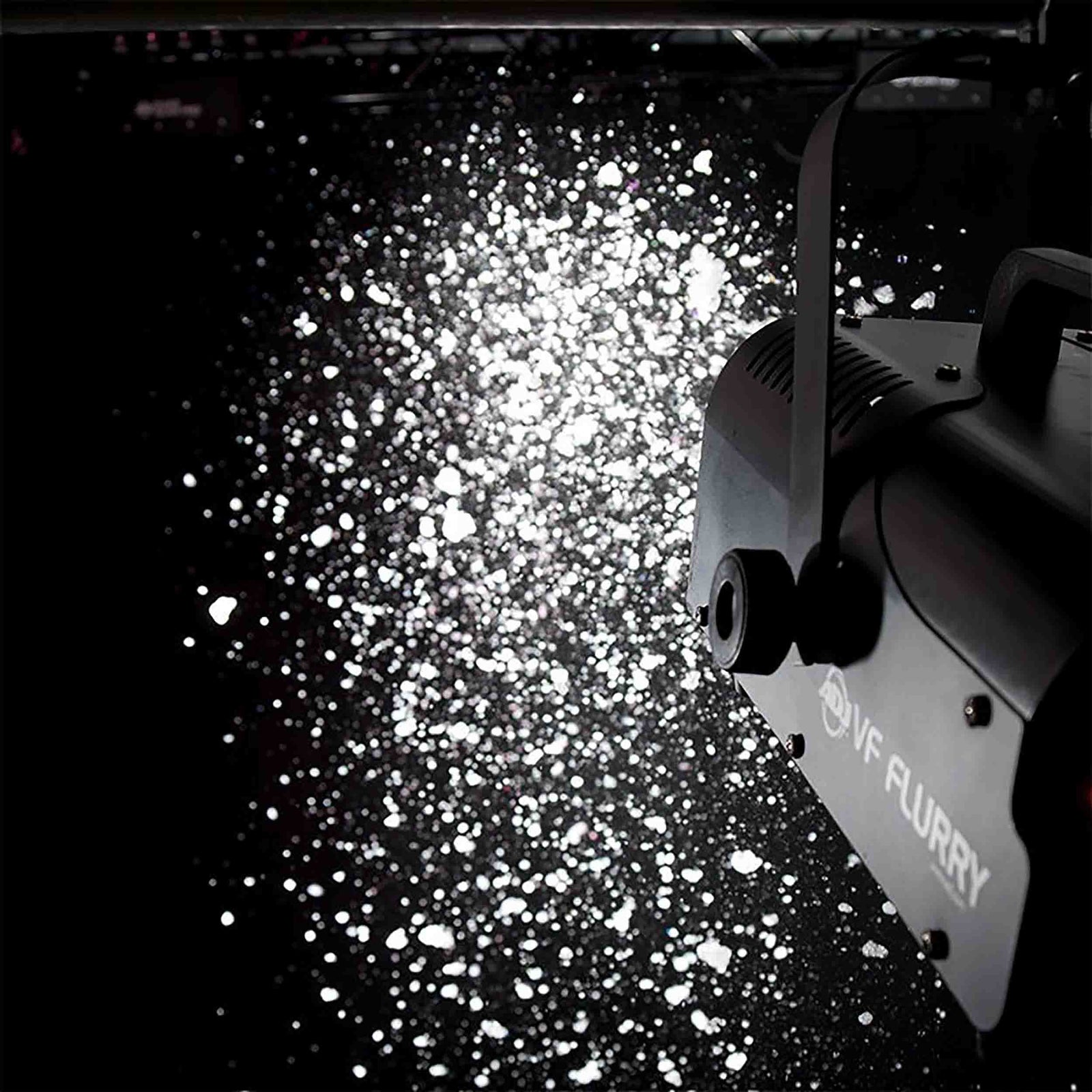 ADJ VF Flurry, Snow Machine with Wired Digital communication Network - 600 Watt by ADJ