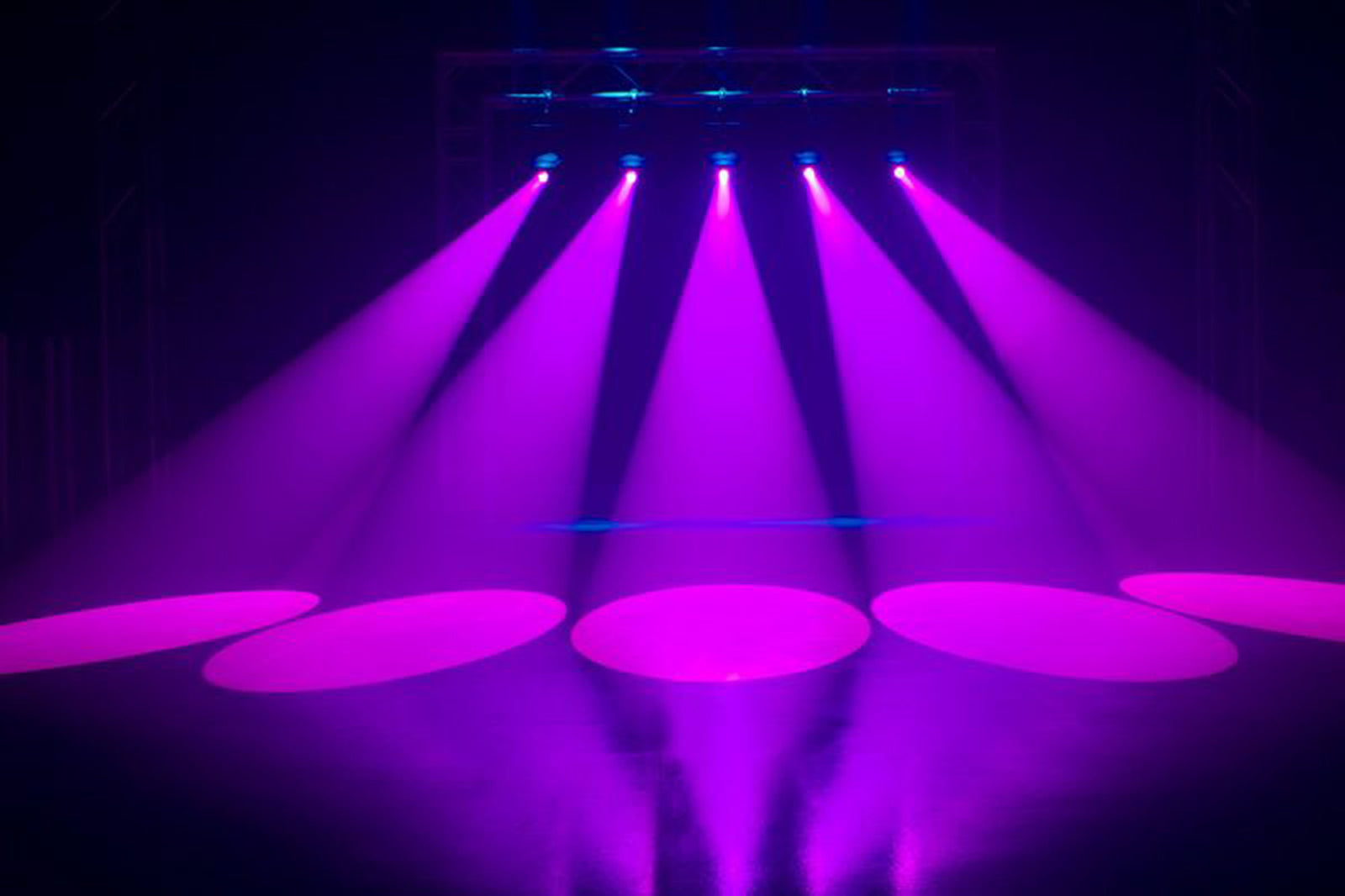 ADJ Focus Spot 5Z, Moving Head Light with 200-Watt Cool White LED Engine by ADJ