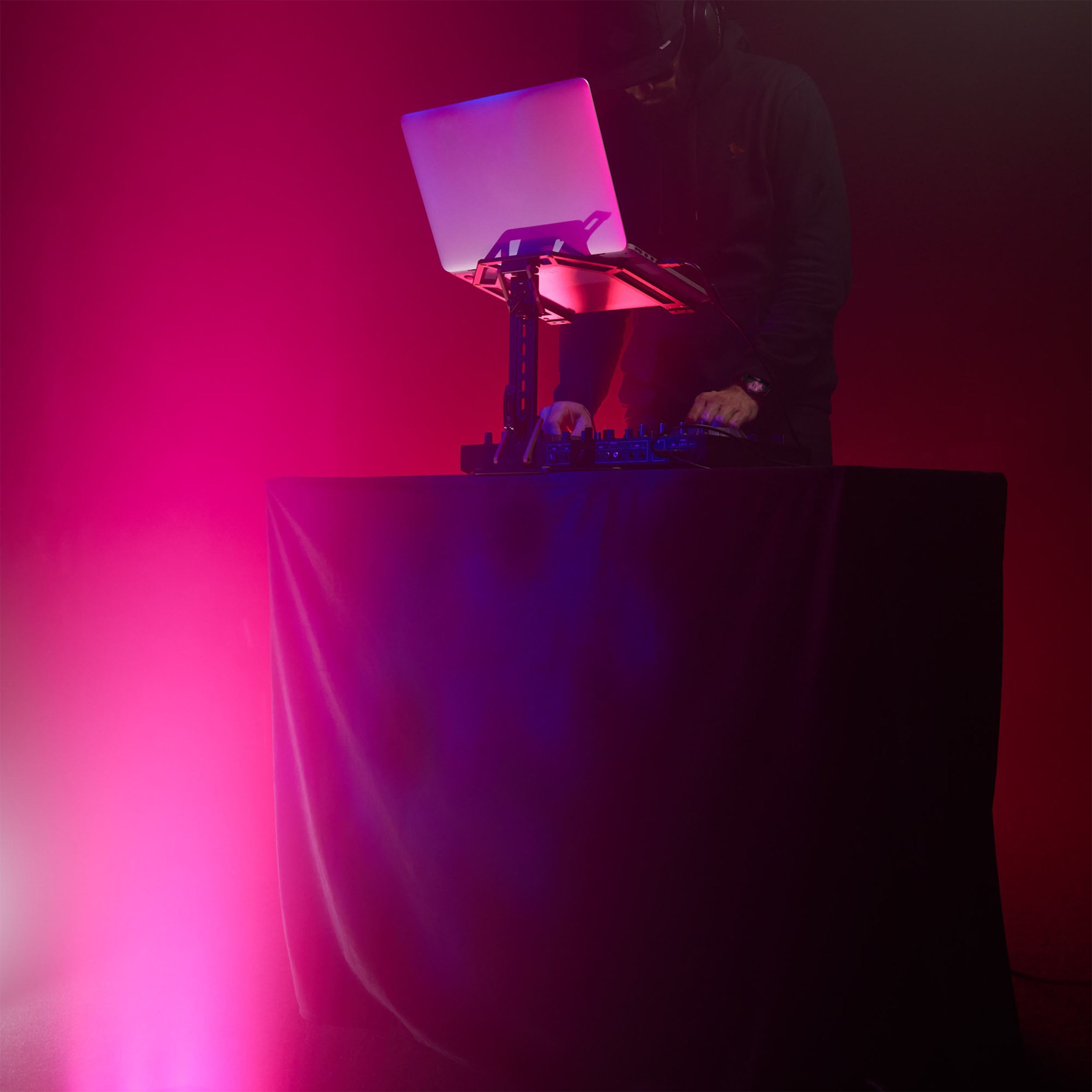 Gravity BG RD C, Cover for Rapid Desk - Hollywood DJ