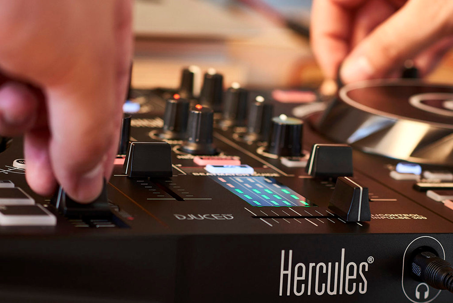 B-Stock: Hercules DJ Control Inpulse 300 DJ Controller - Hollywood DJ