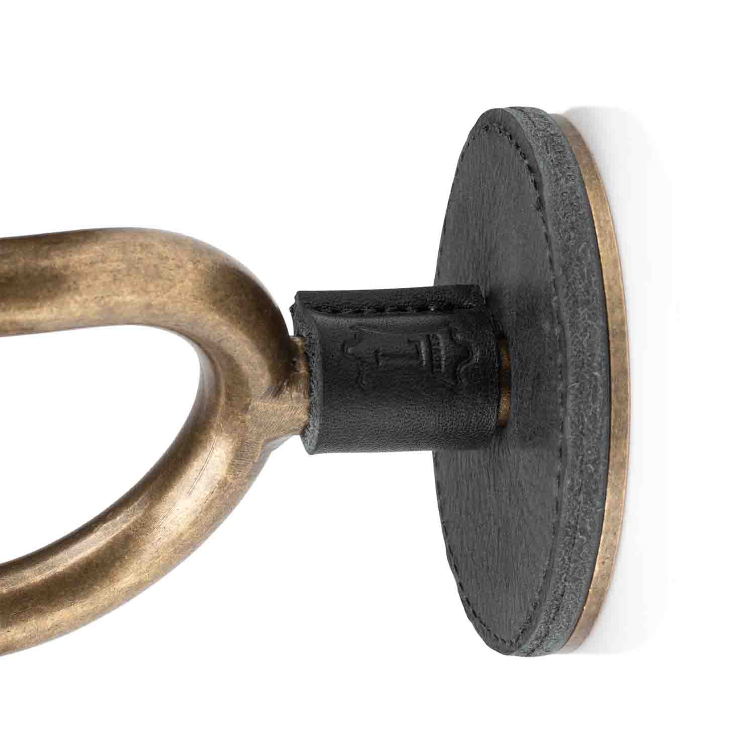 Levy's Leathers LVY-FGHNGR-BRBK Brass Forged Guitar Hanger with Black Leather - Hollywood DJ