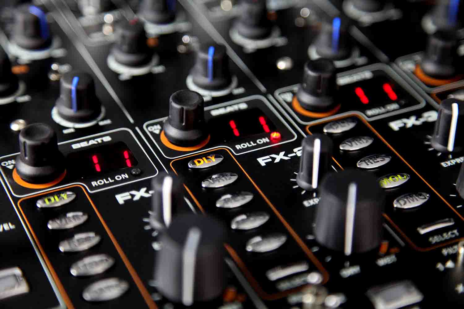 Allen & Heath XONE:DB4 Digital DJ FX Mixer with Effects - Hollywood DJ