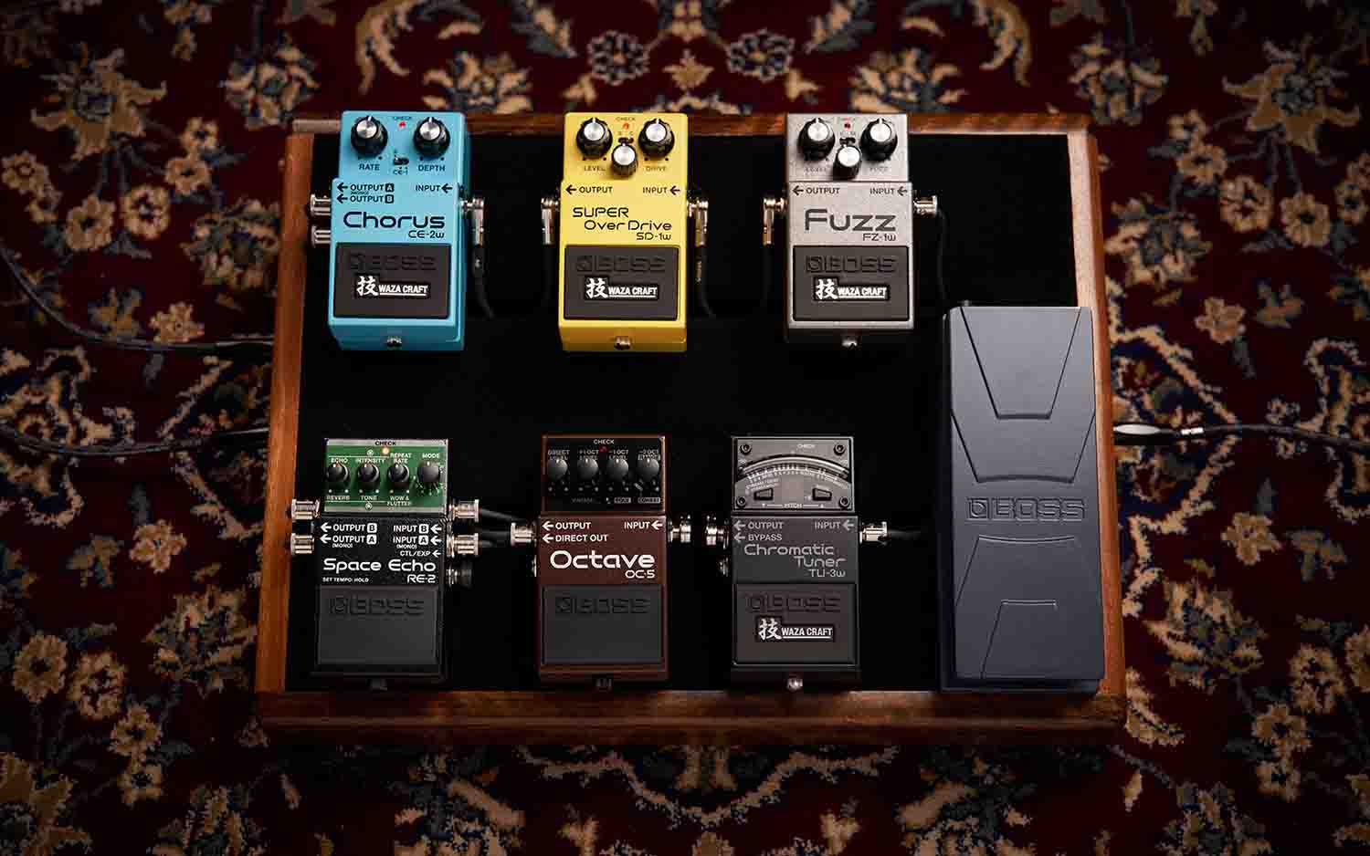 BOSS RE-2 Space Echo Compact Pedal - Hollywood DJ