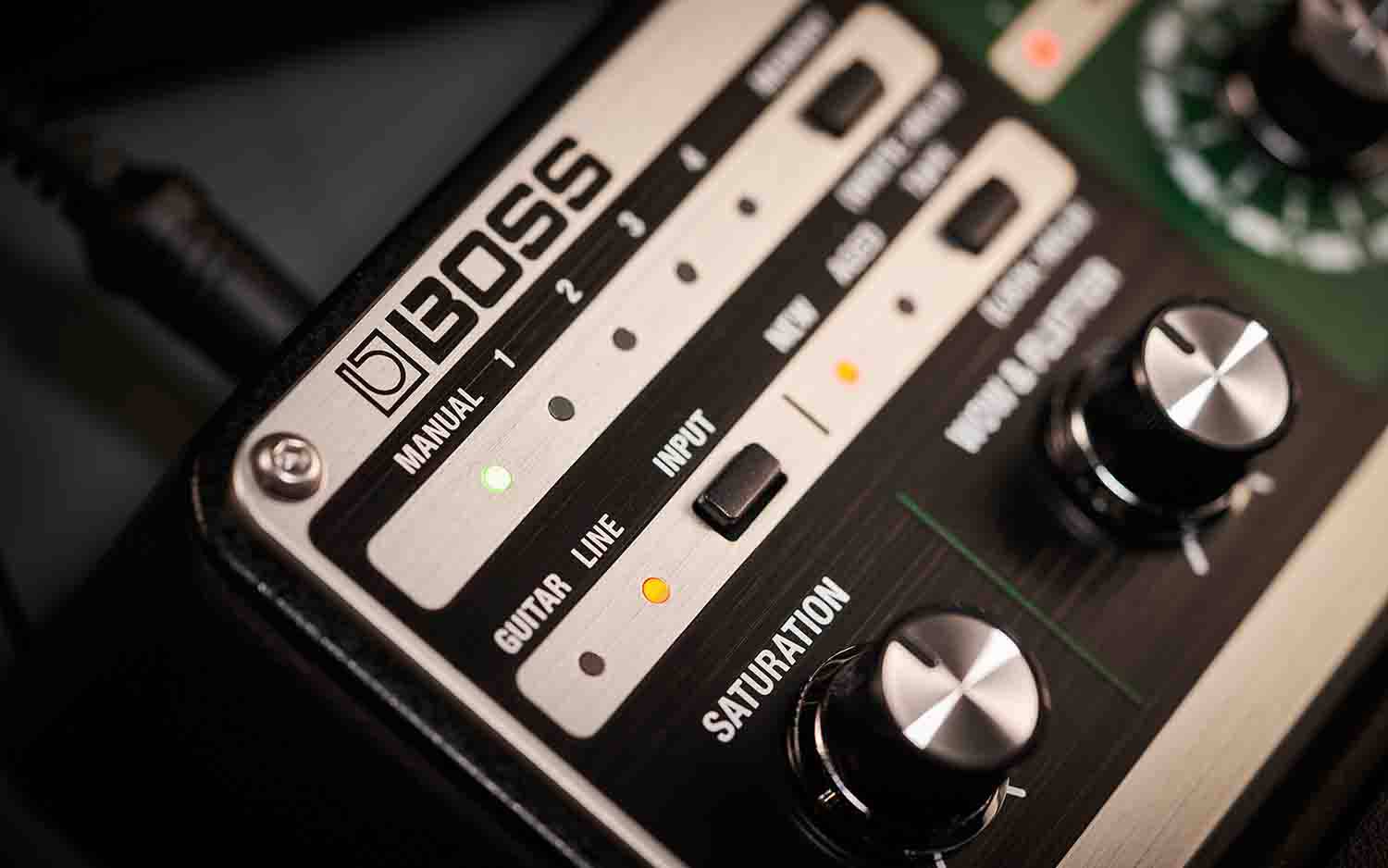 BOSS RE-202 Space Echo Digital Delay Pedal - Hollywood DJ