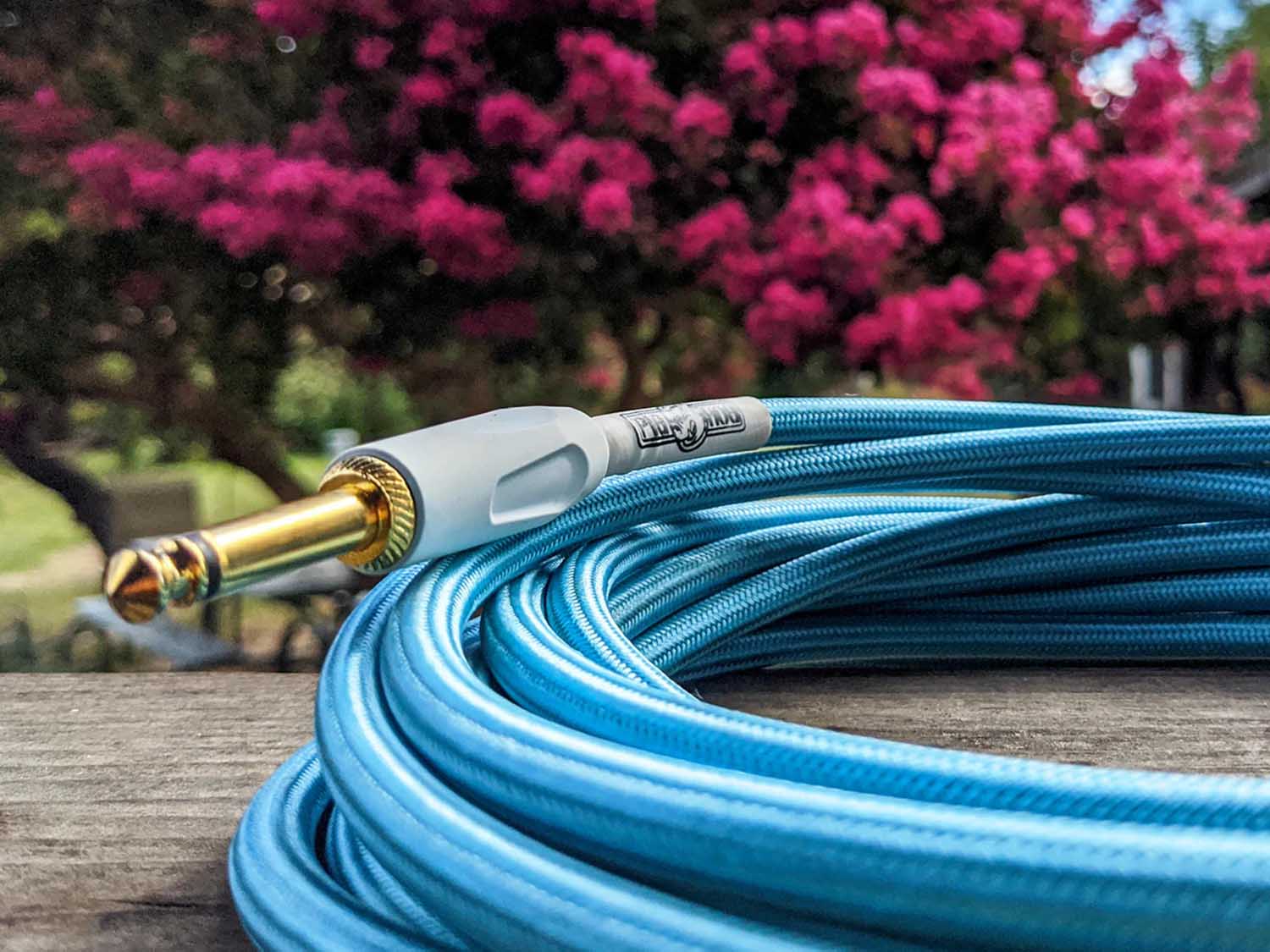 Pig Hog PCH20DB, Daphne Blue Guitar Instrument Cable - 20 Feet - Hollywood DJ